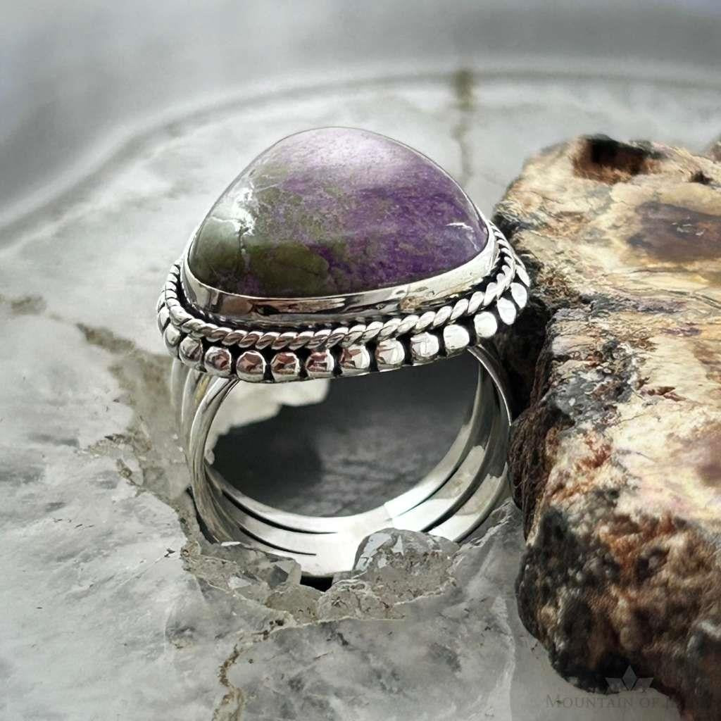 Sterling Silver Southwestern Style Teardrop Stichtite Decorated Ring Size 6.75 For Women