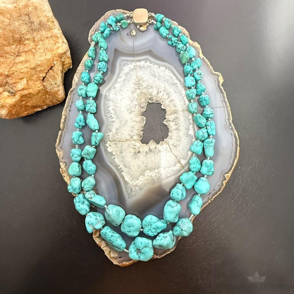 Vintage Silver Native American Graduated Rough Turquoise 18" Necklace For Women