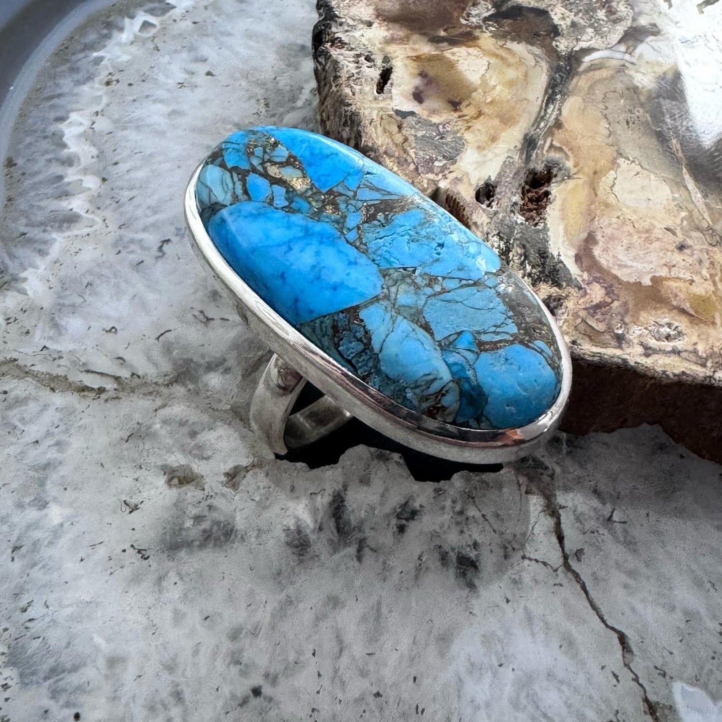 Sterling Silver Southwestern Style Oval Apatite Decorated Ring Size 8.5 For Women