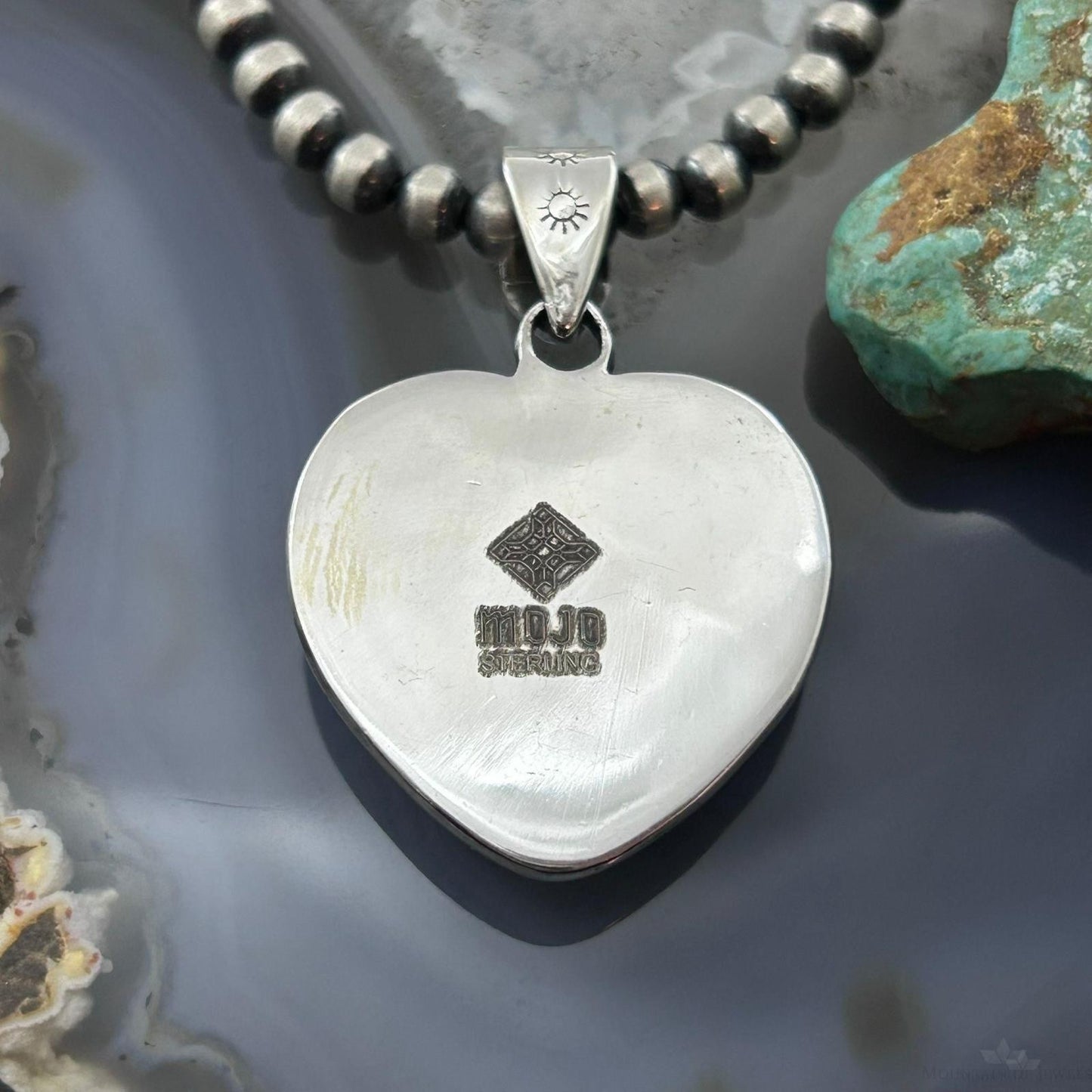 Sterling Silver Southwestern Style Seam Agate Heart Decorated Pendant For Women