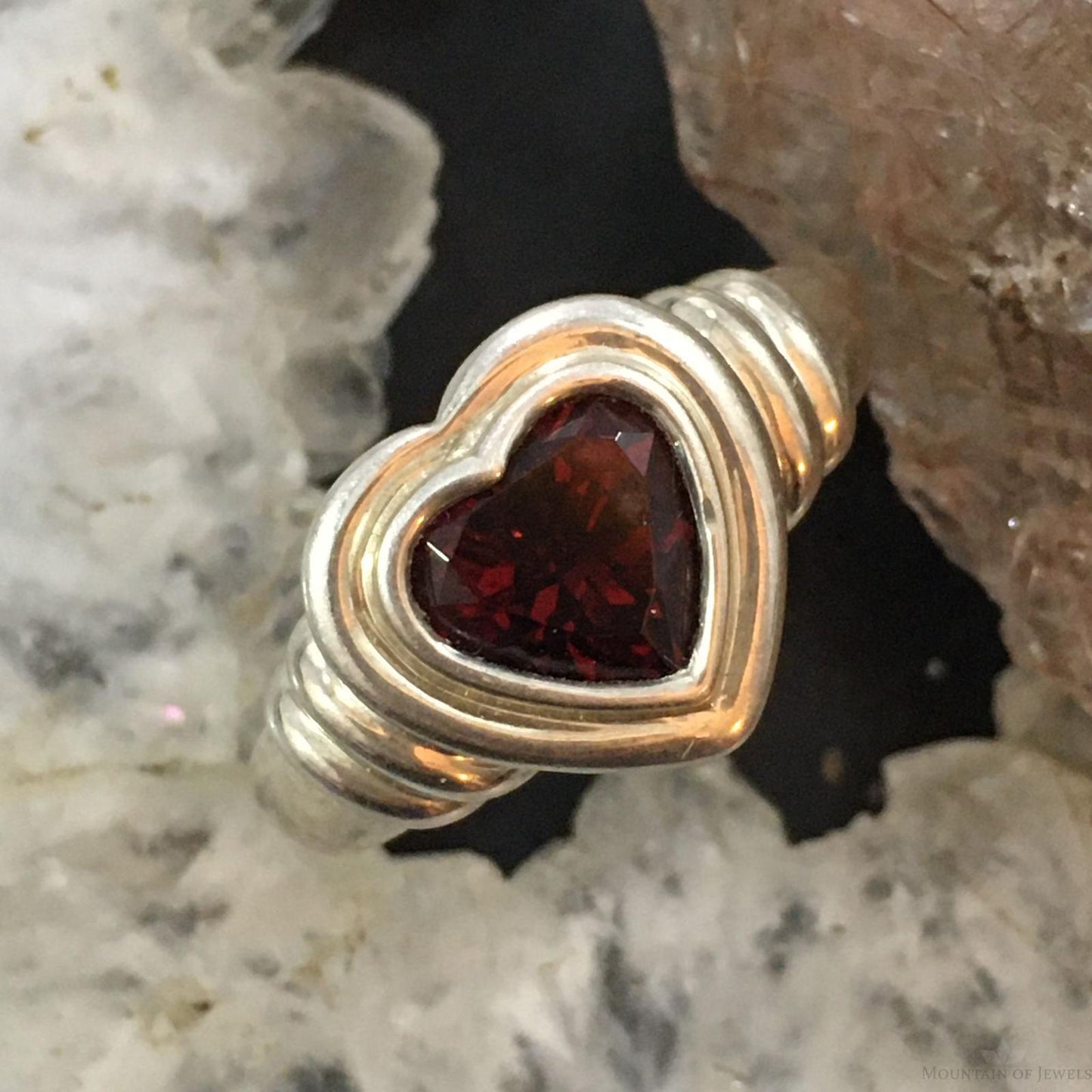Carolyn Pollack Vintage Southwestern Style Sterling Faceted Garnet Heart Shape Ring For Women
