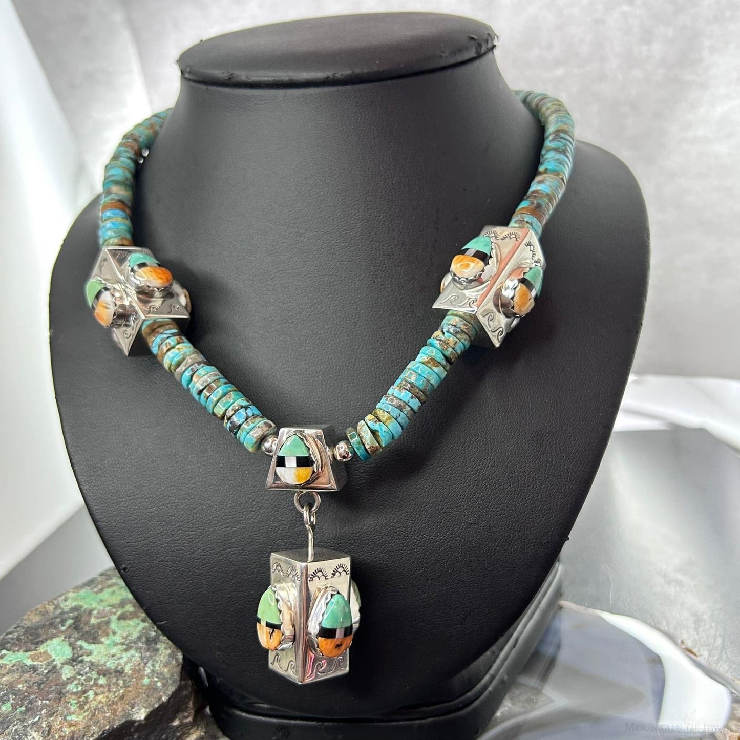Cliffton Aguilar Santo Domingo Sterling Silver & Turquoise Beads w/Pendant 18" Necklace