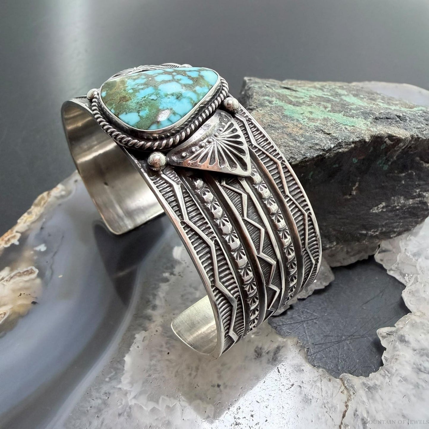 Sunshine Reeves Native American Sterling Silver High Grade Kingman Turquise Unisex Cuff