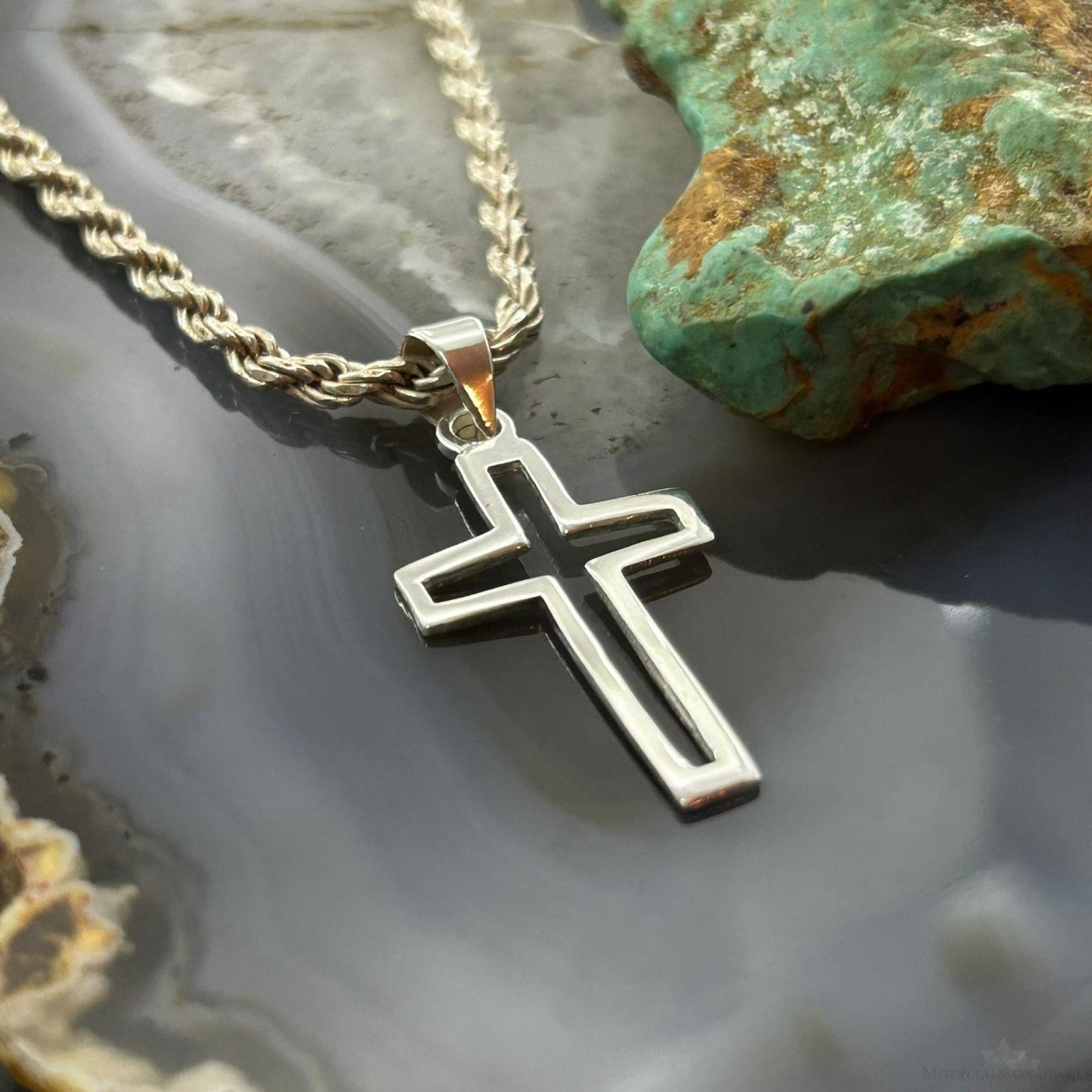 Sterling Silver Fashion Unisex Cut Out Cross Pendant
