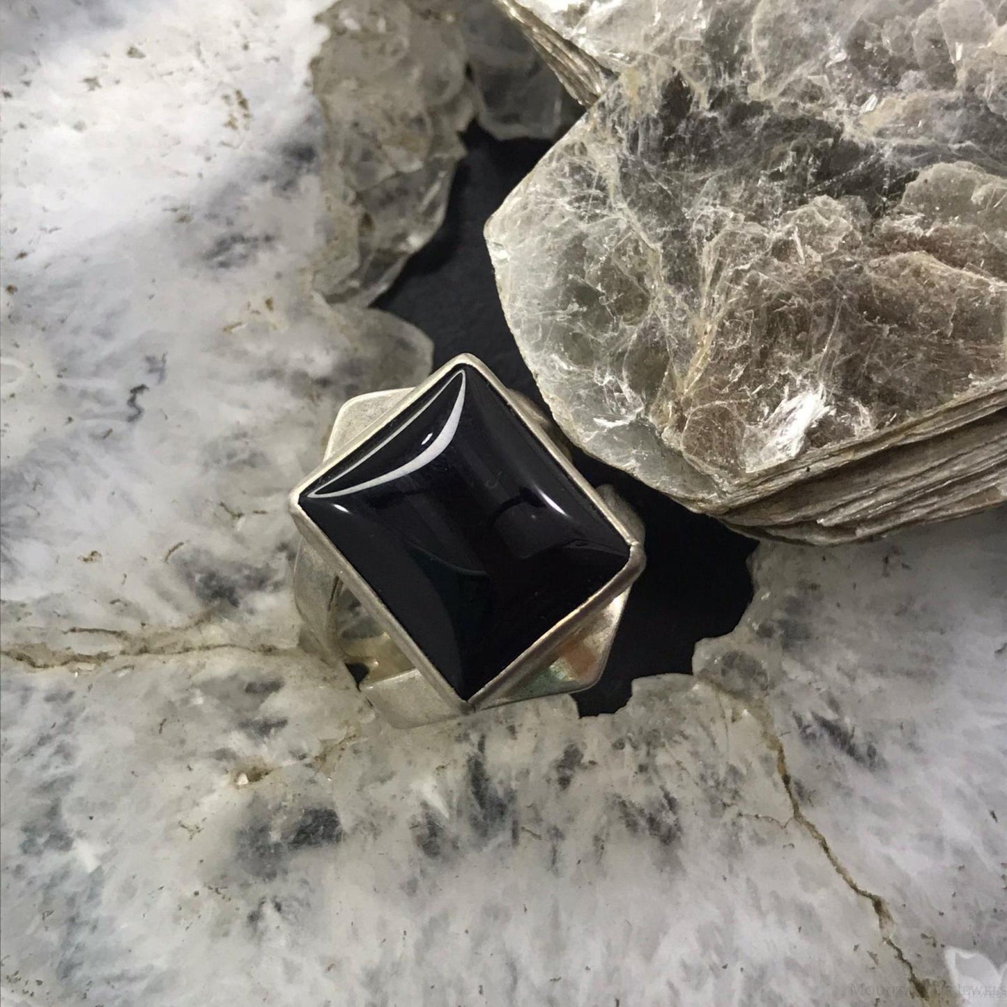 Vintage Signed Native American Sterling  Silver Rectangle Onyx Ring Size 6 For Women