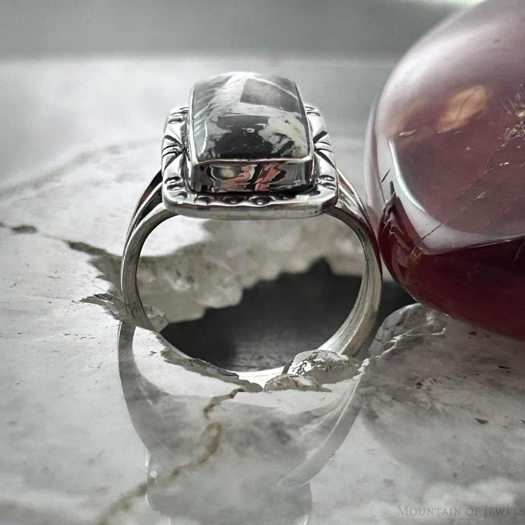 Native American Sterling Silver Rectangle White Buffalo Bar Ring Size 7.5 For Women