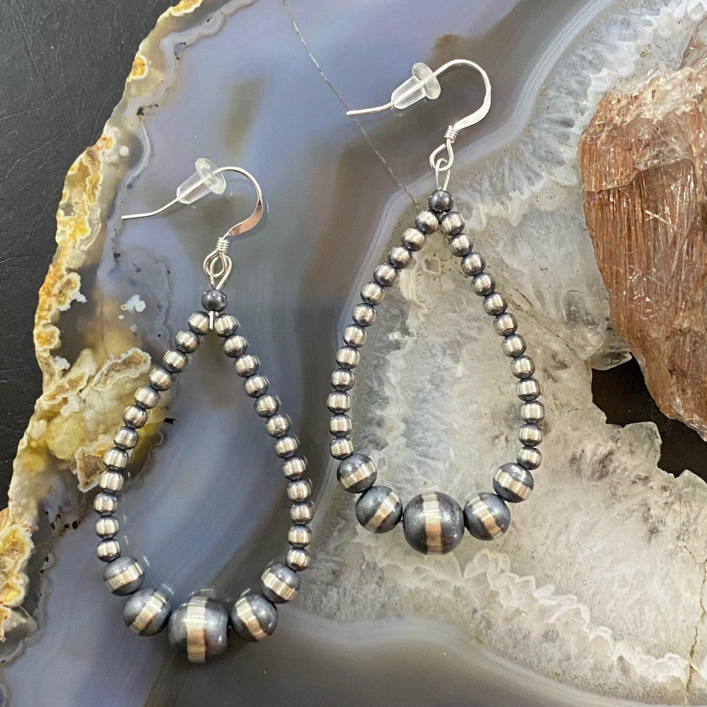 Navajo Pearl Beads Graduated 3-8mm Sterling Silver Hoop Dangle Earrings