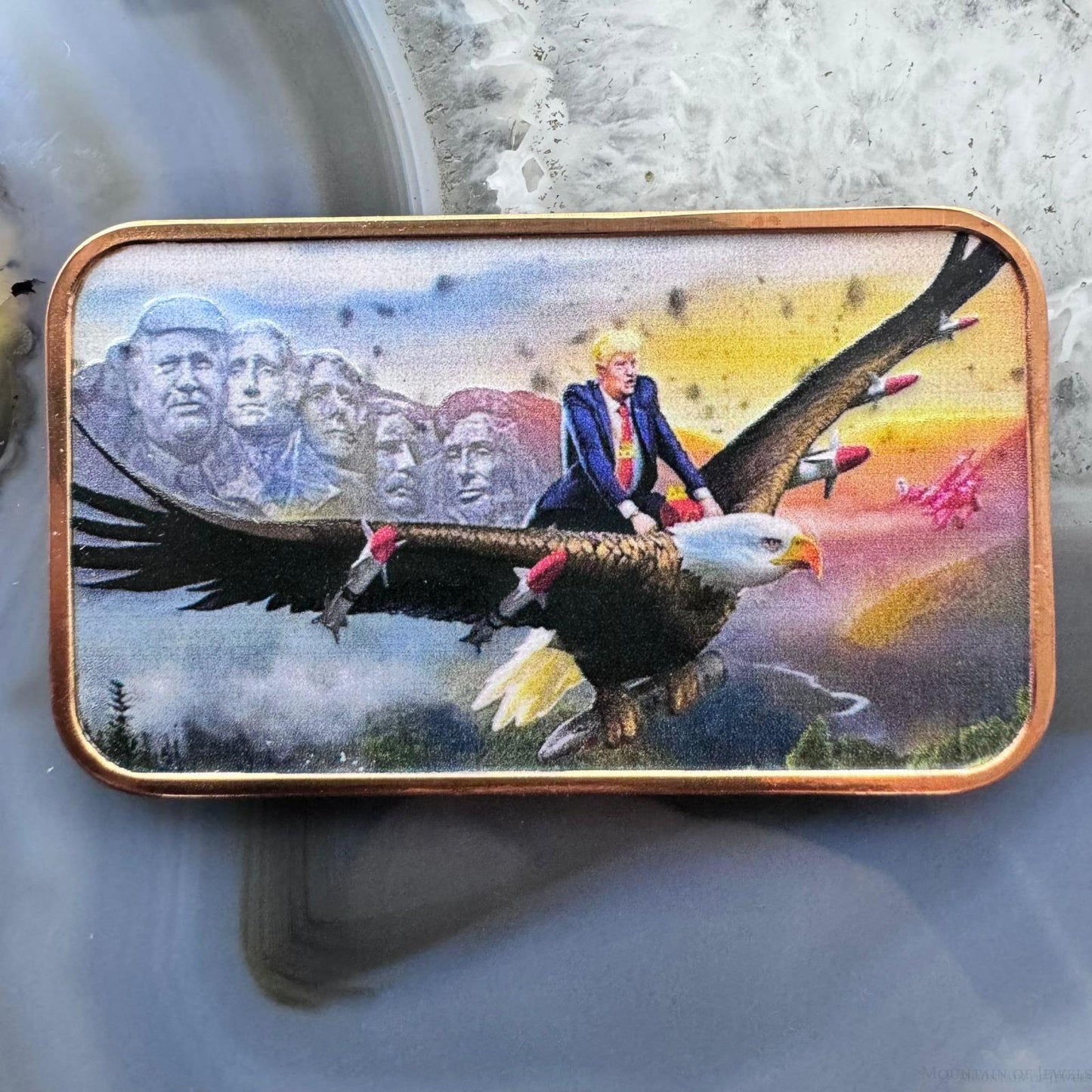 Flying on Eagle Trump Bar One AVDP Ounce .999 Colorized Fine Copper Mint