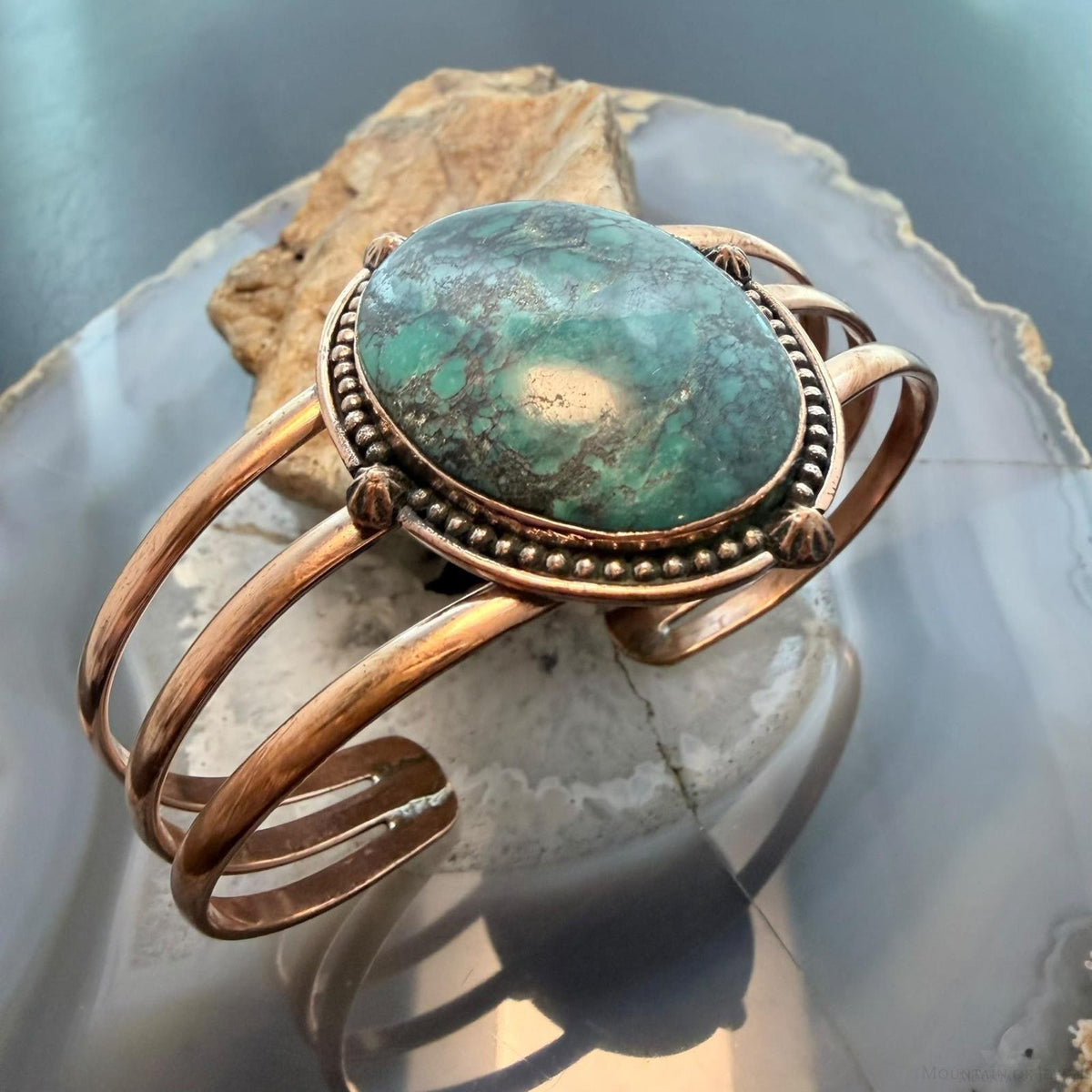 Copper Southwestern Style Oval Tibetan Turquoise Decorated Bracelet For Women