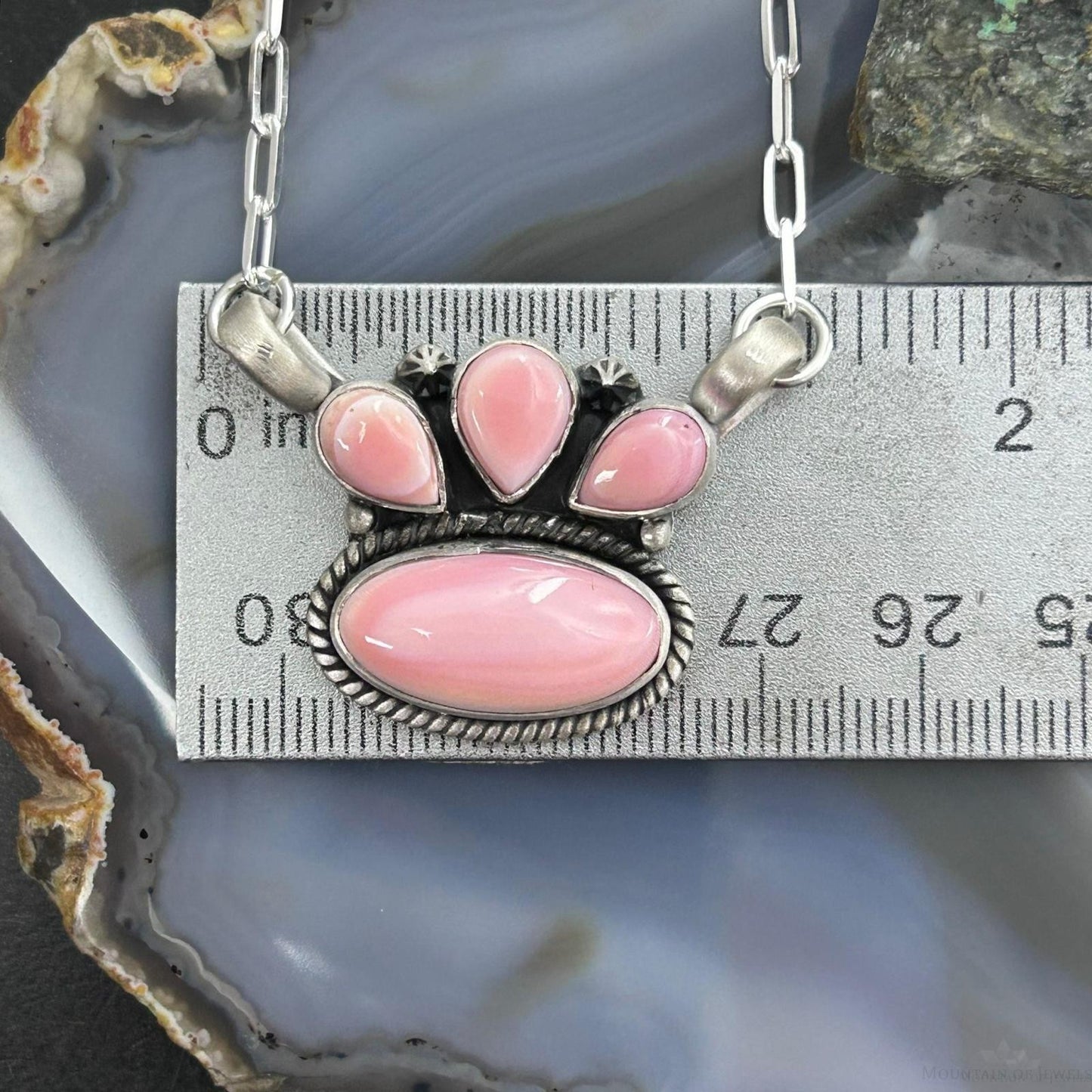 Native American Sterling Silver Teardrop & Oval Pink Conch Pendant W/Necklace For Women
