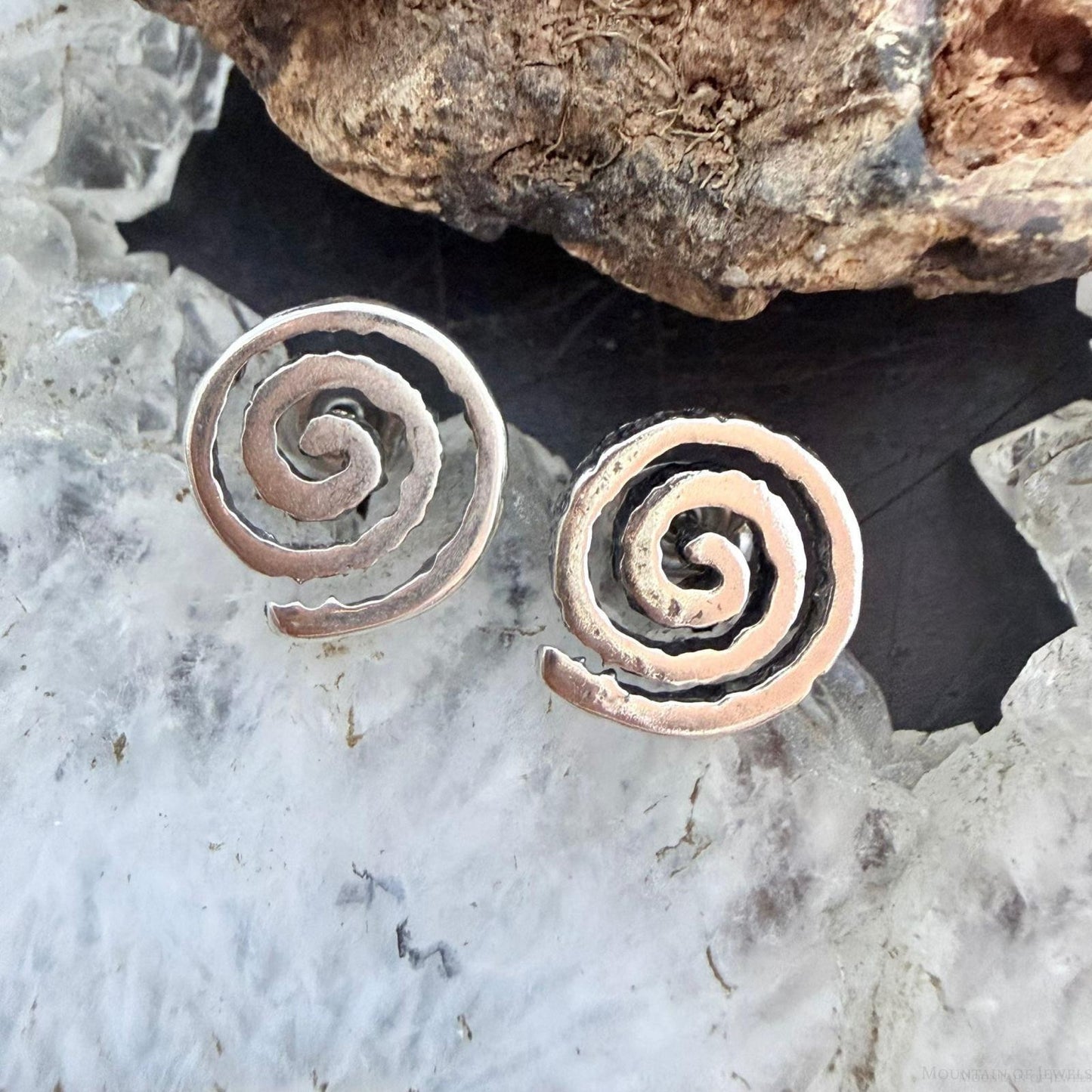 Native American Sterling Silver Swirl Circle of Life Stud Earrings For Women