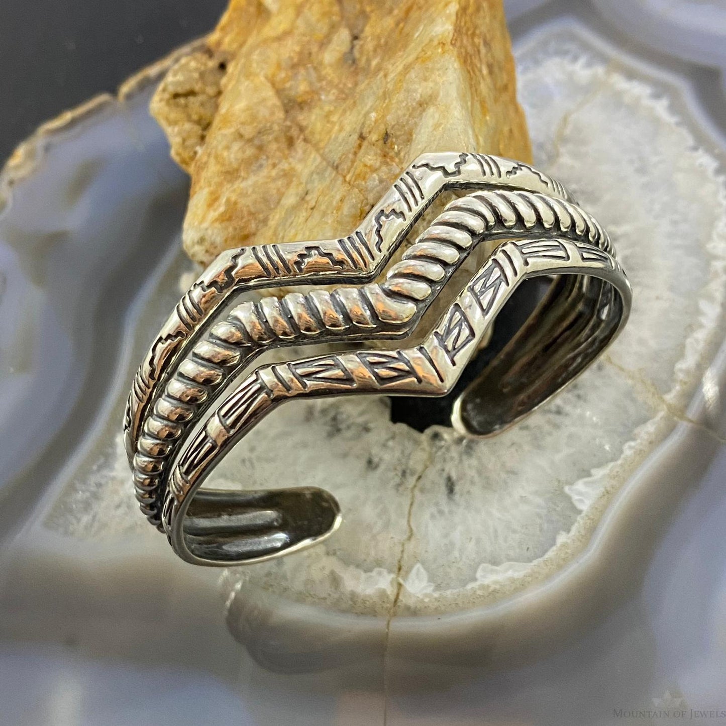 Carolyn Pollack Vintage Southwestern Style Sterling Silver  Chevron Decorated Bracelet For Women
