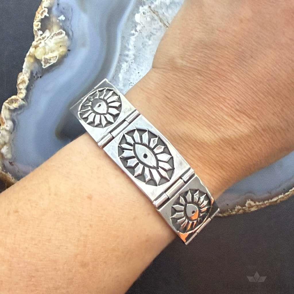 Vintage Kay Yazzie Native American Sterling Silver Overlay Link Bracelet For Women