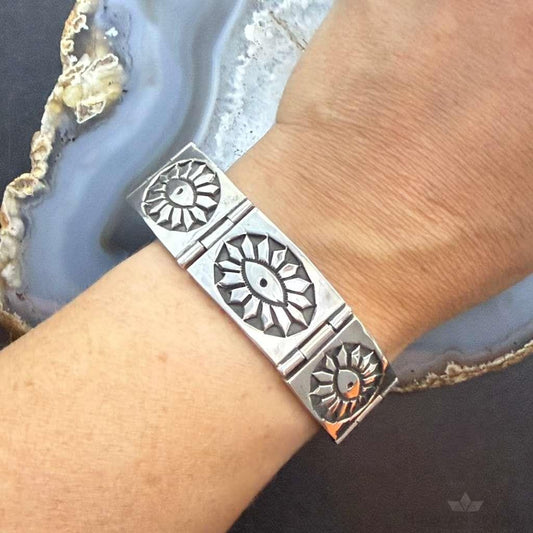 Vintage Kay Yazzie Native American Sterling Silver Overlay Link Bracelet For Women