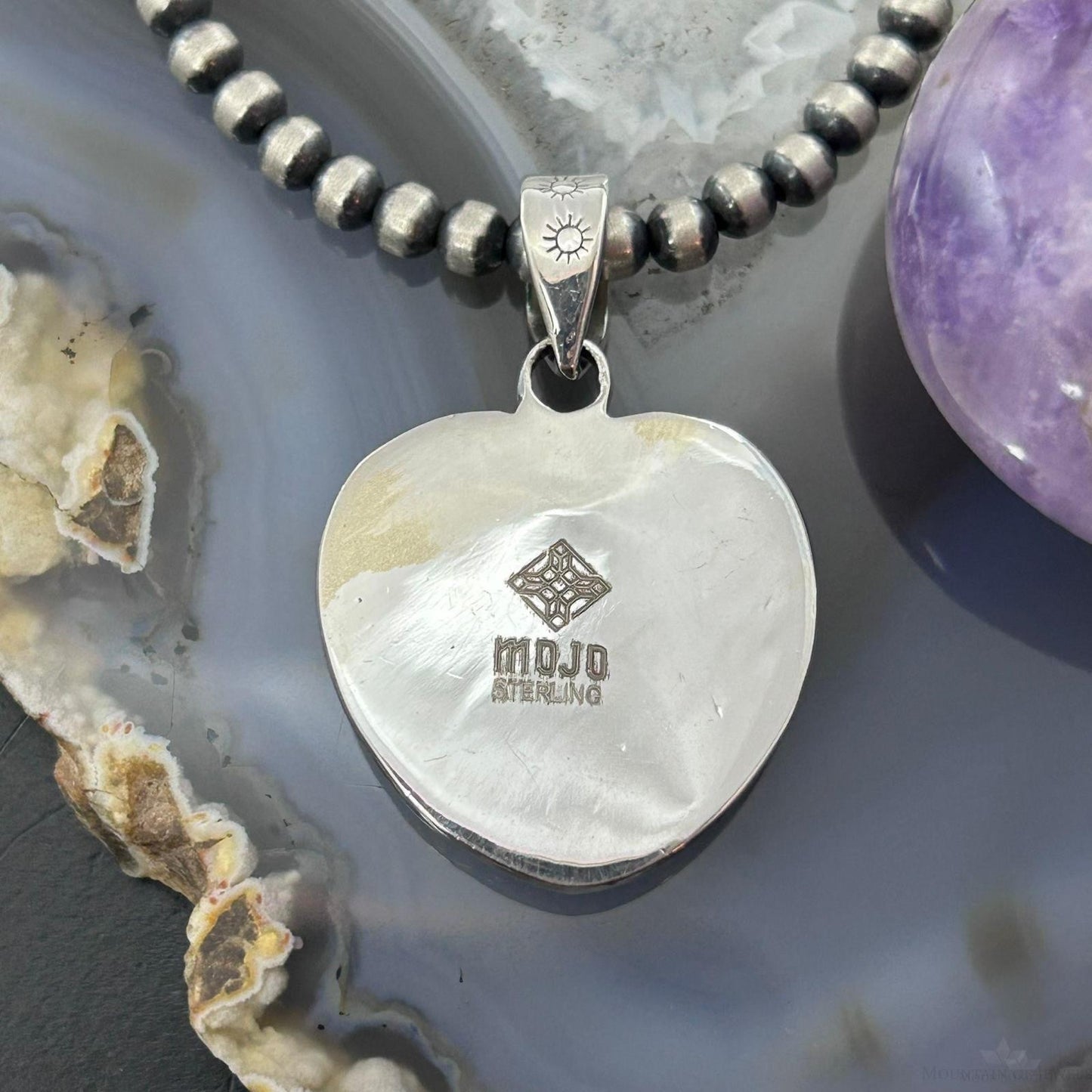 Sterling Silver Southwestern Style Seam Agate Heart Decorated Pendant For Women