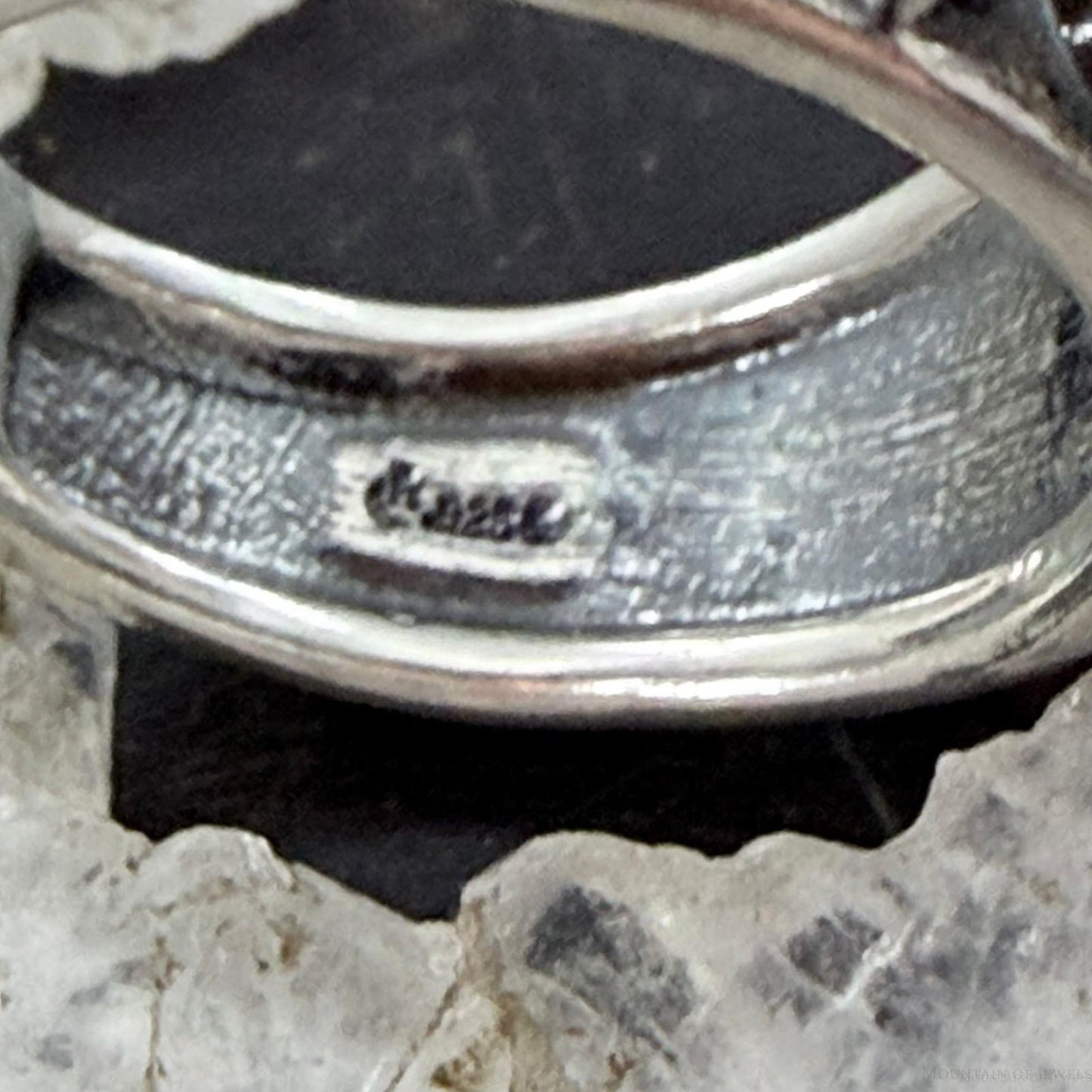 Jody Naranjo Vintage Sterling Silver Tiger's Eye Petroglyph Ring Size 8 For Women