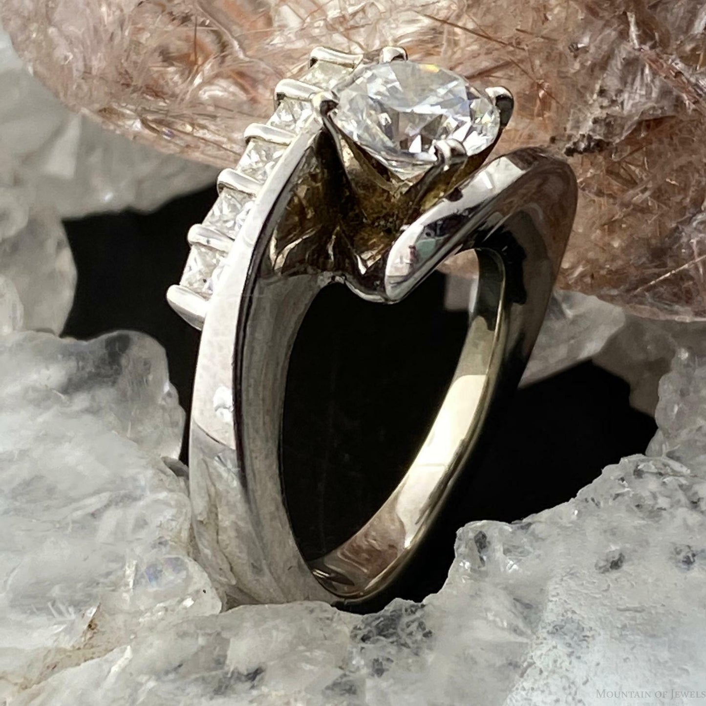 14K White Gold Diamonds Wedding Ring Size 5 For Women