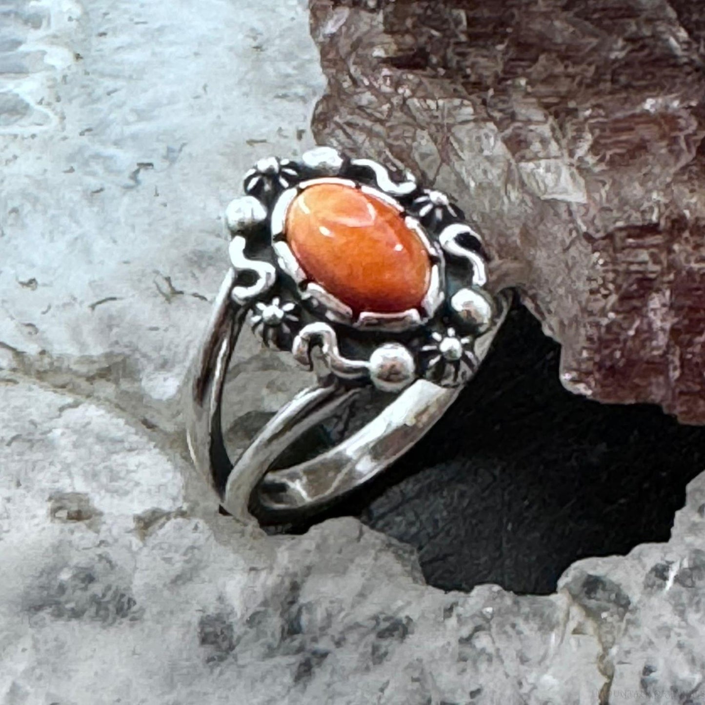 Carolyn Pollack Sterling Silver Orange Spiny Oyster Decorated Split Shank Ring For Women