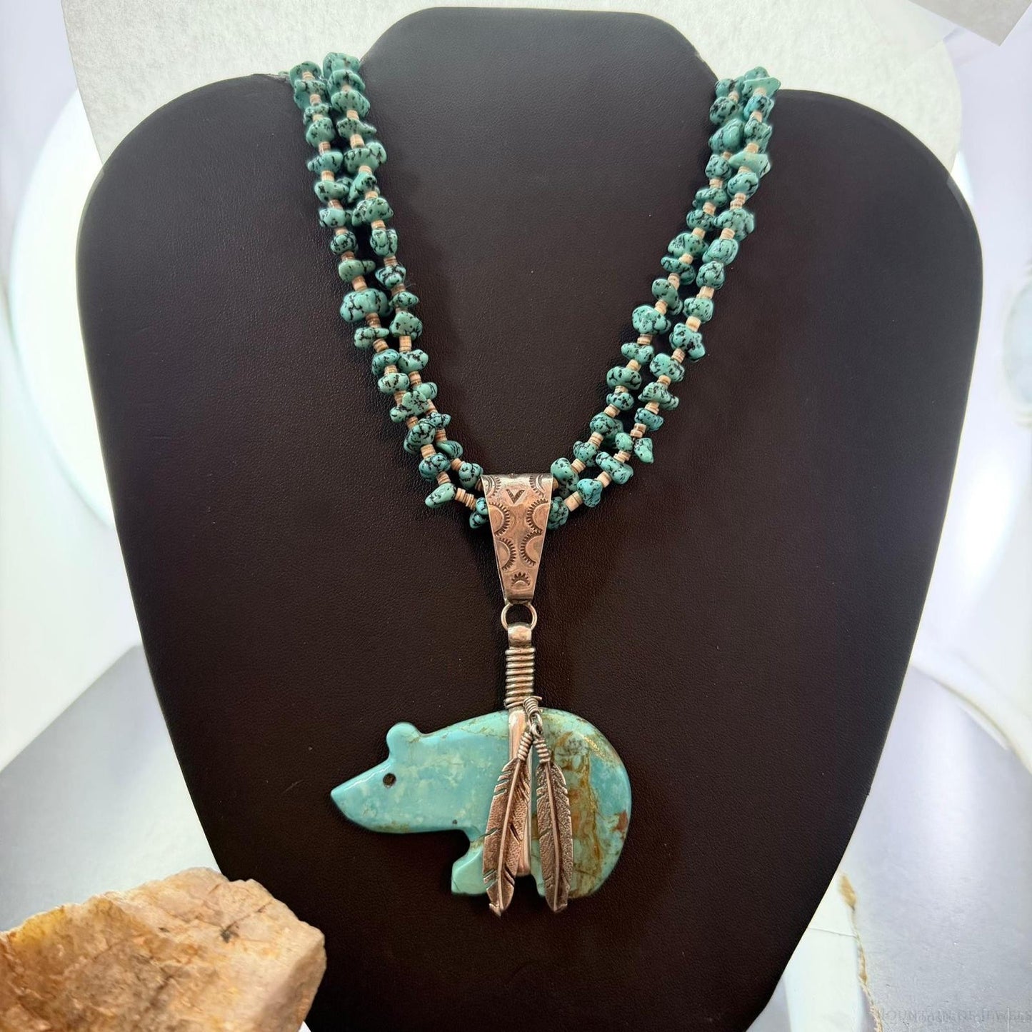 Vintage Native American 2 Strand Kingman Turquoise w/Fetish Bear Necklace
