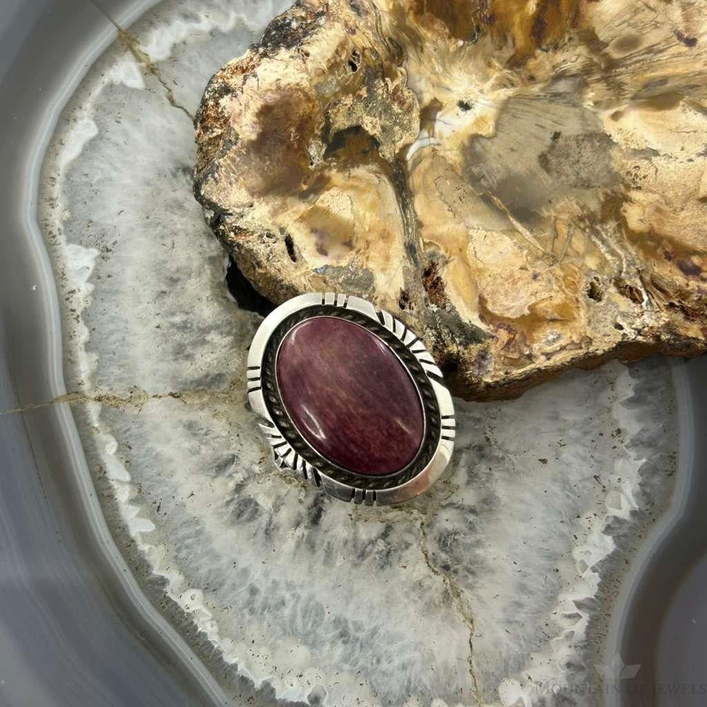 Robert Shakey Native American Sterling Silver Oval Spiny Oyster Decorated Ring Size 9 For Women