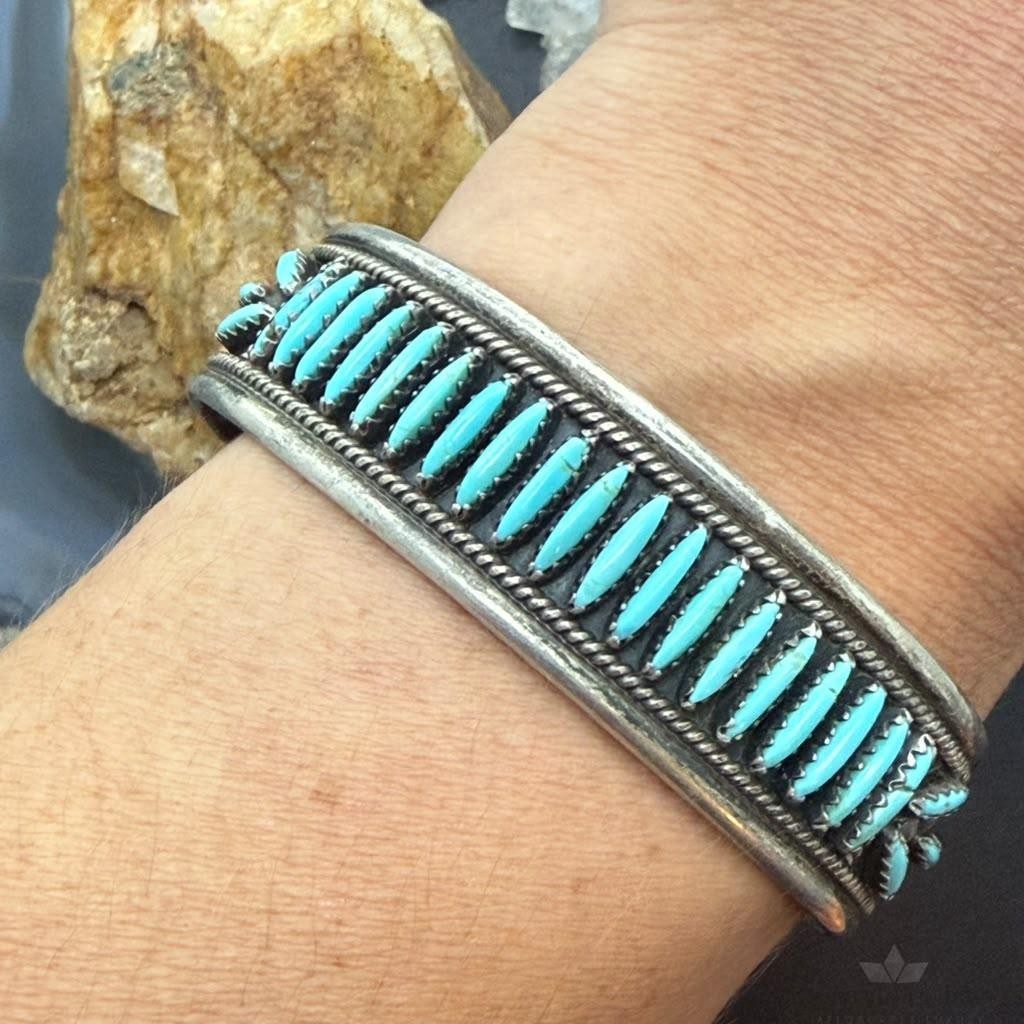 Vintage F.M Begay Native American Sterling Silver Needlepoint Turquoise Cuff For Women
