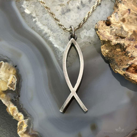 Vintage James Avery Sterling Silver Ichthus Fish Unisex Pendant
