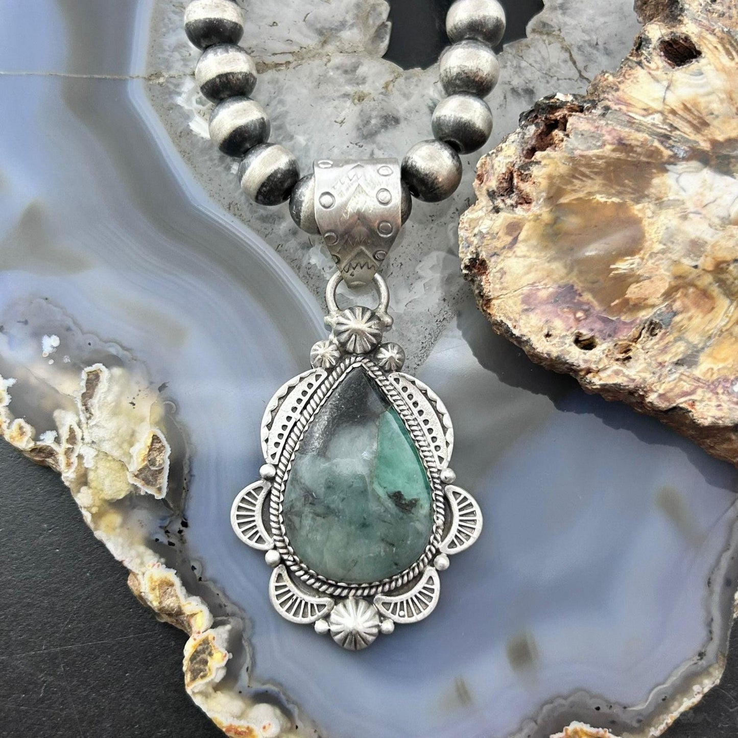 Sterling Silver Southwestern Style Teardrop Emerald Decorated Pendant For Women