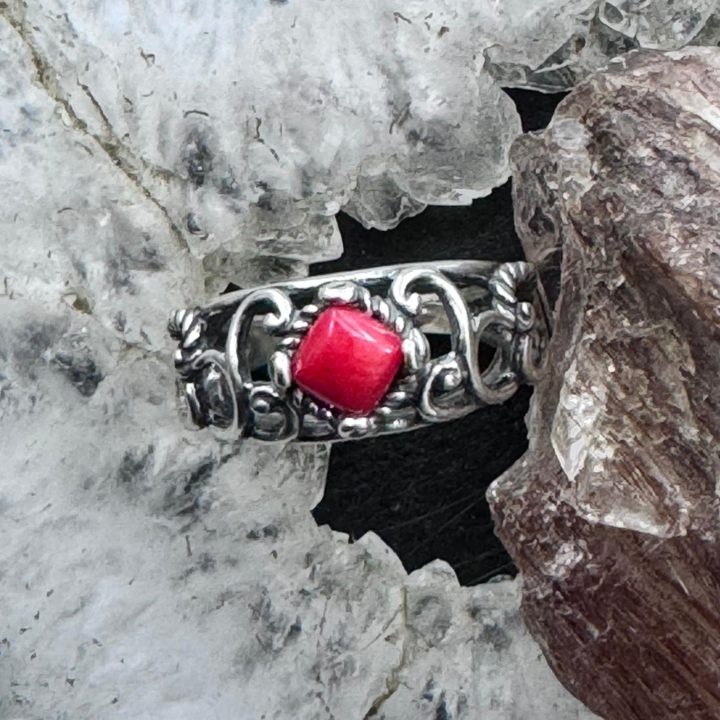 Carolyn Pollack Sterling Silver Diamond Shape Red Jasper Decorated Ring For Women