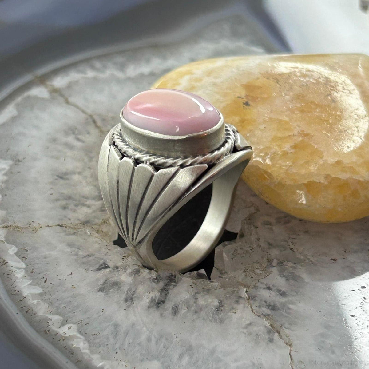 Native American Sterling Oval Pink Conch Decorated Shield Ring Size 11.75 For Men