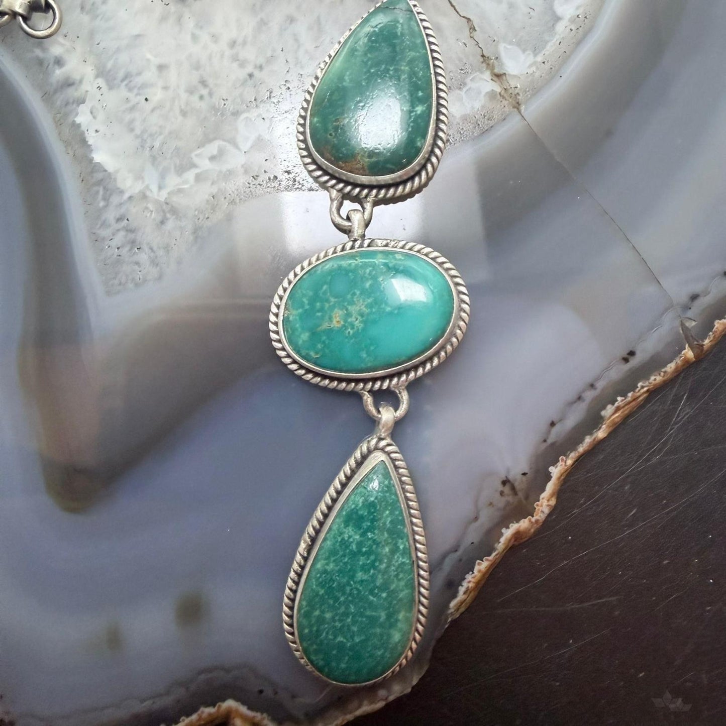 Sterling Silver Southwestern Style White Water Turquoise Lariat 25" Necklace For Women