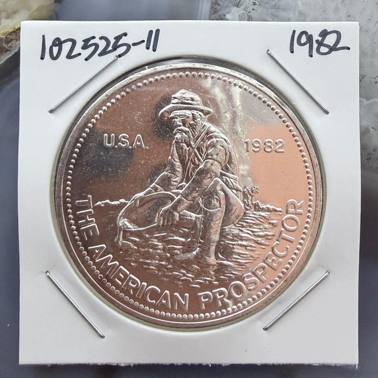 US 1982 One Troy Ounce .999 Fine Silver The American Prospector #102525-11HXPE
