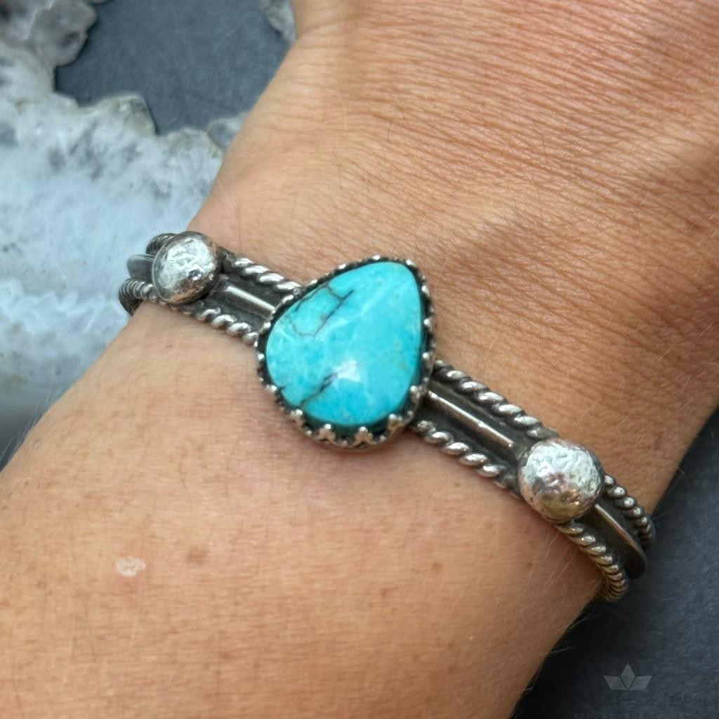 Lyle Wright Taos Pueblo Native American Silver Turquoise Bracelet For Women