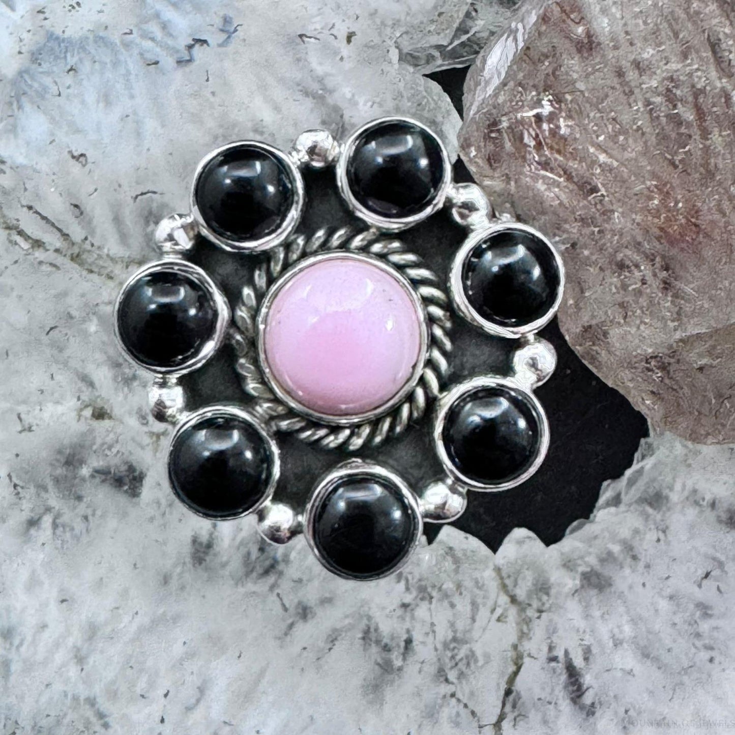 Native American Sterling Silver Pink Conch & Onyx Cluster Ring Size 8.5 For Women