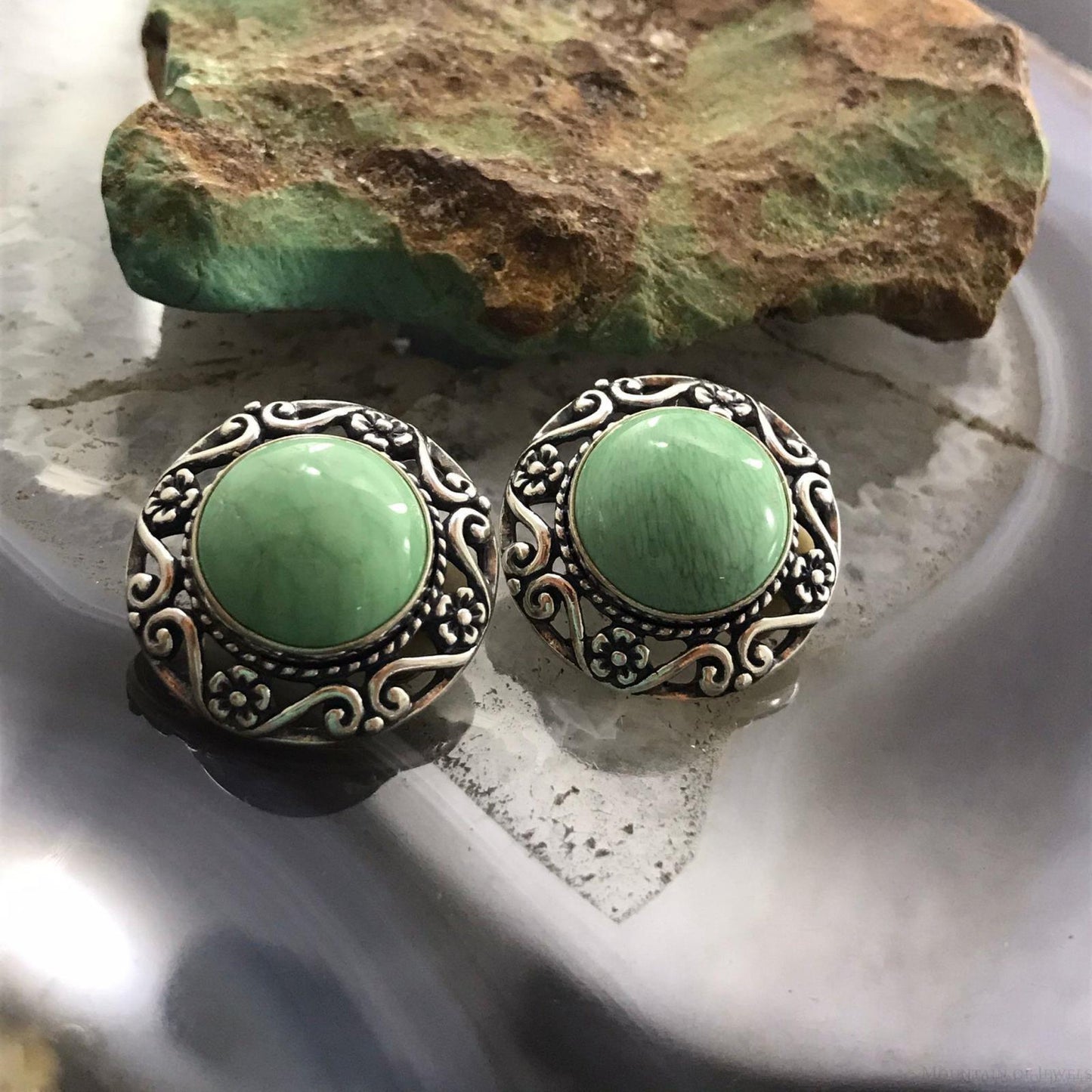 Carolyn Pollack Sterling Silver Round Green Turquoise Decorated ClipOn Earrings