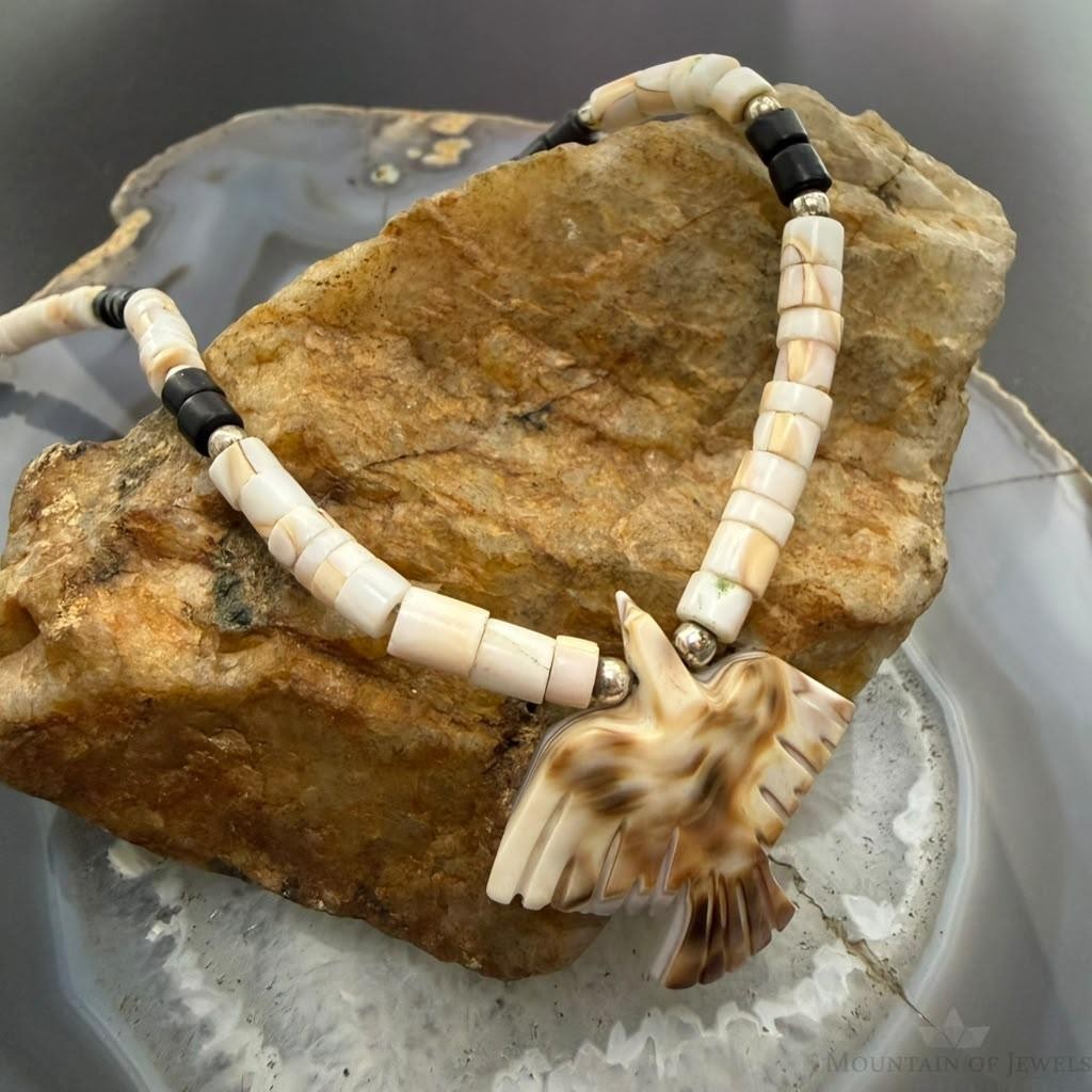 Vintage Native American Shell Beads & Onyx w/ Bird Pendant Necklace For Women