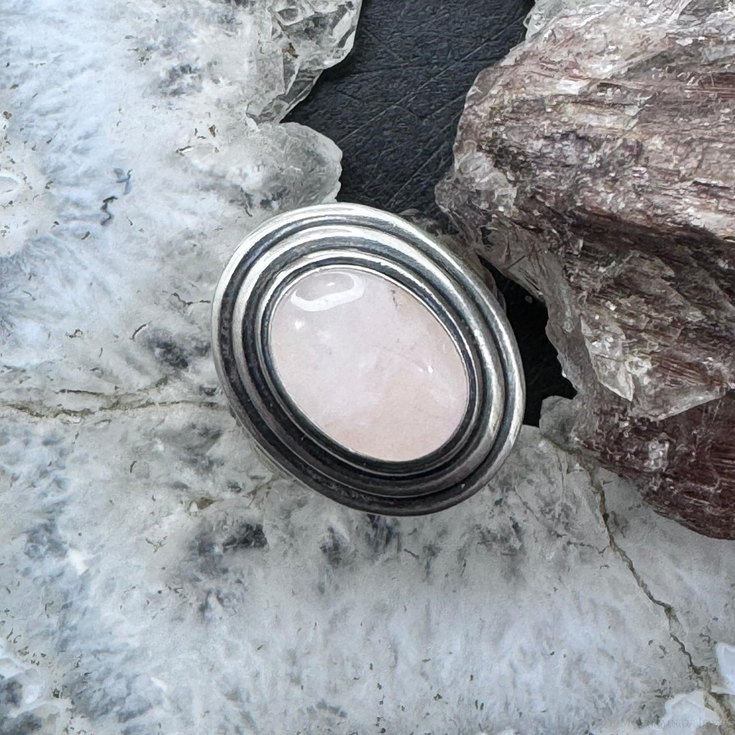 Carolyn Pollack Sterling Silver Oval Rose Quartz Decorated Ring Size 7 For Women