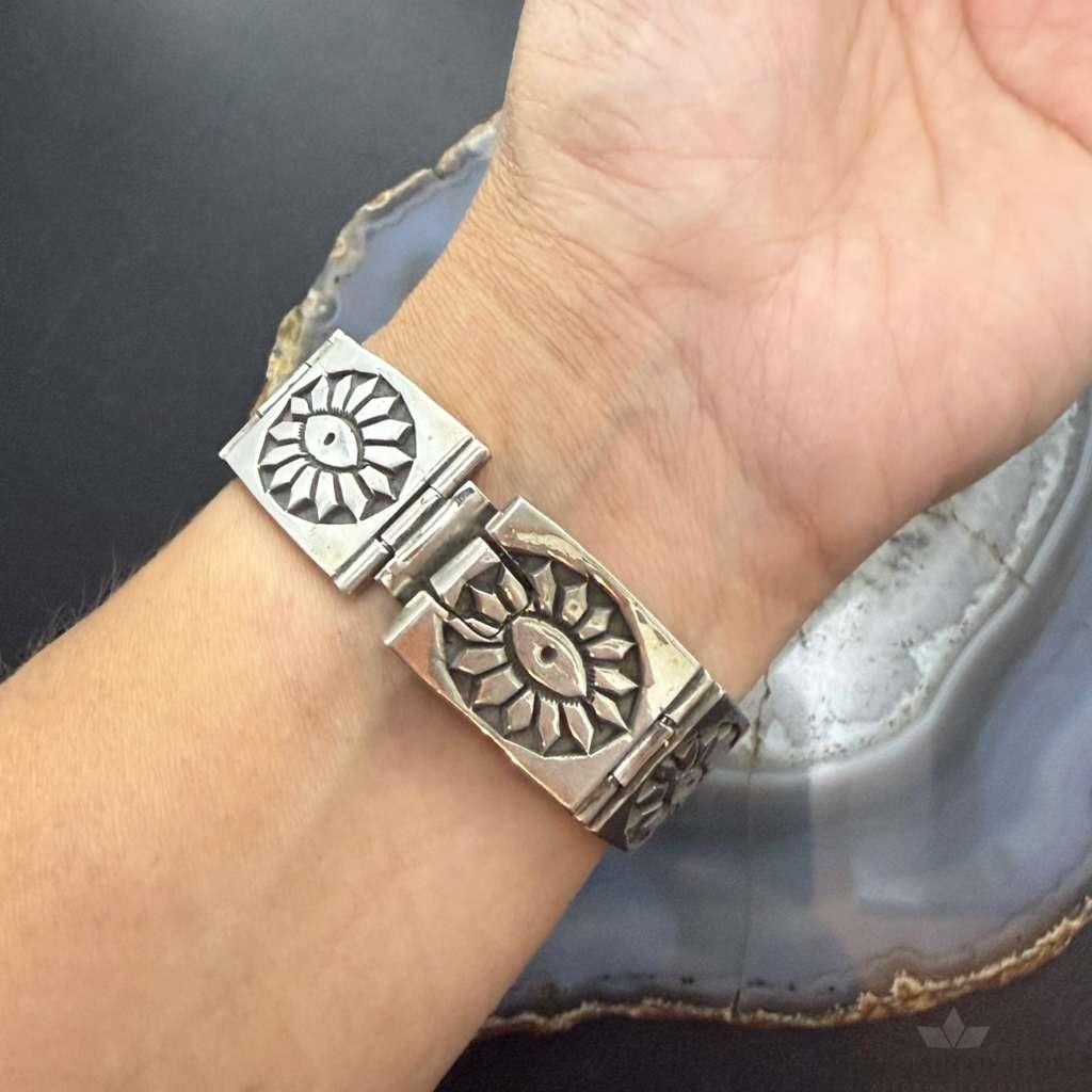 Vintage Kay Yazzie Native American Sterling Silver Overlay Link Bracelet For Women