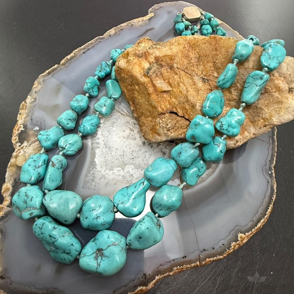Vintage Silver Native American Graduated Rough Turquoise 18" Necklace For Women