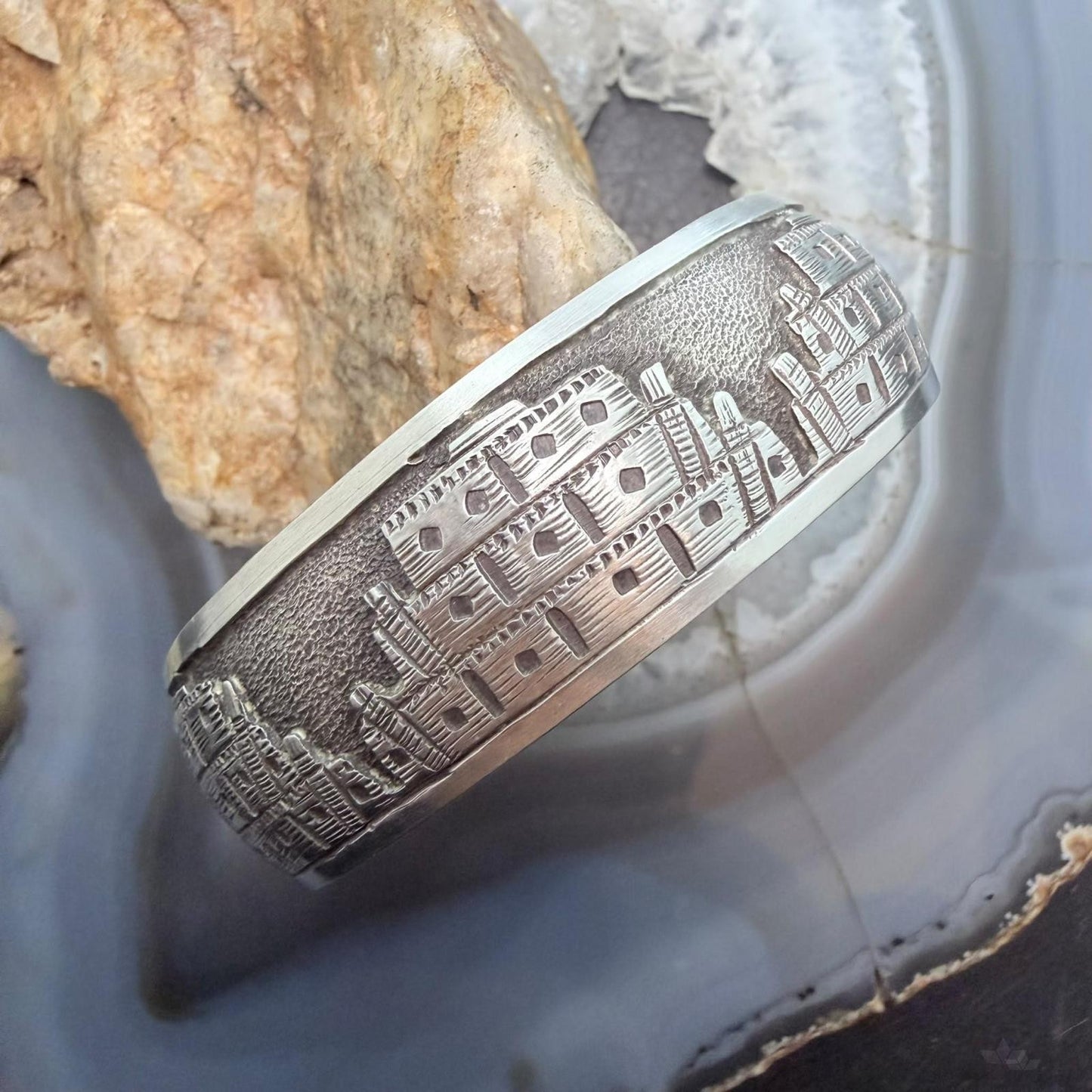 Alex Becenti Native American Sterling Silver Taos Pueblo Storyteller Unisex Cuff