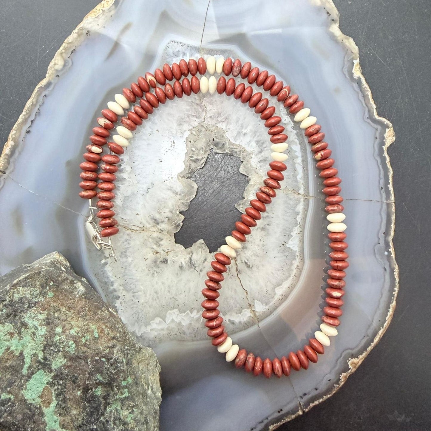 Sterling Silver Southwestern Style Red Jasper &Petrified Wood Beads Saucer 18" Necklace