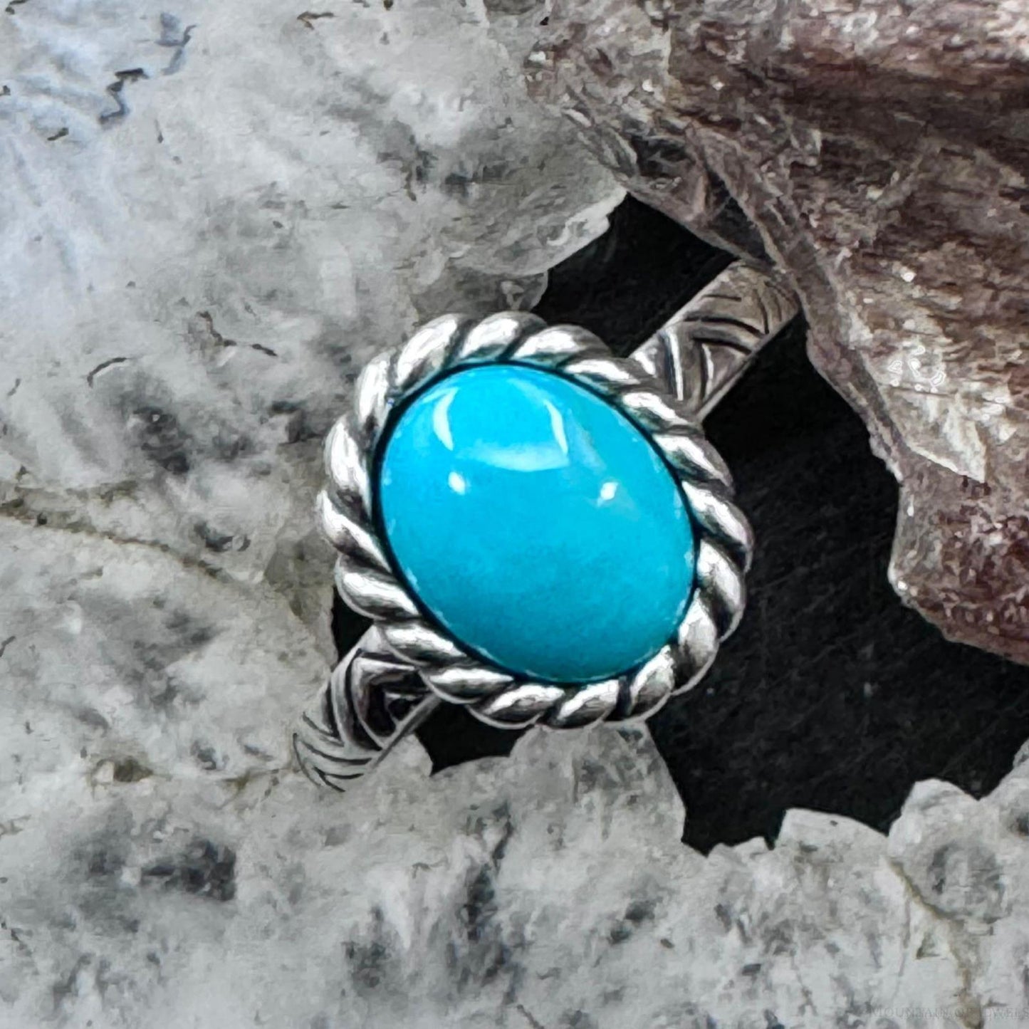 Carolyn Pollack Sterling Silver Oval Turquoise Solitaire Decorated Ring For Women