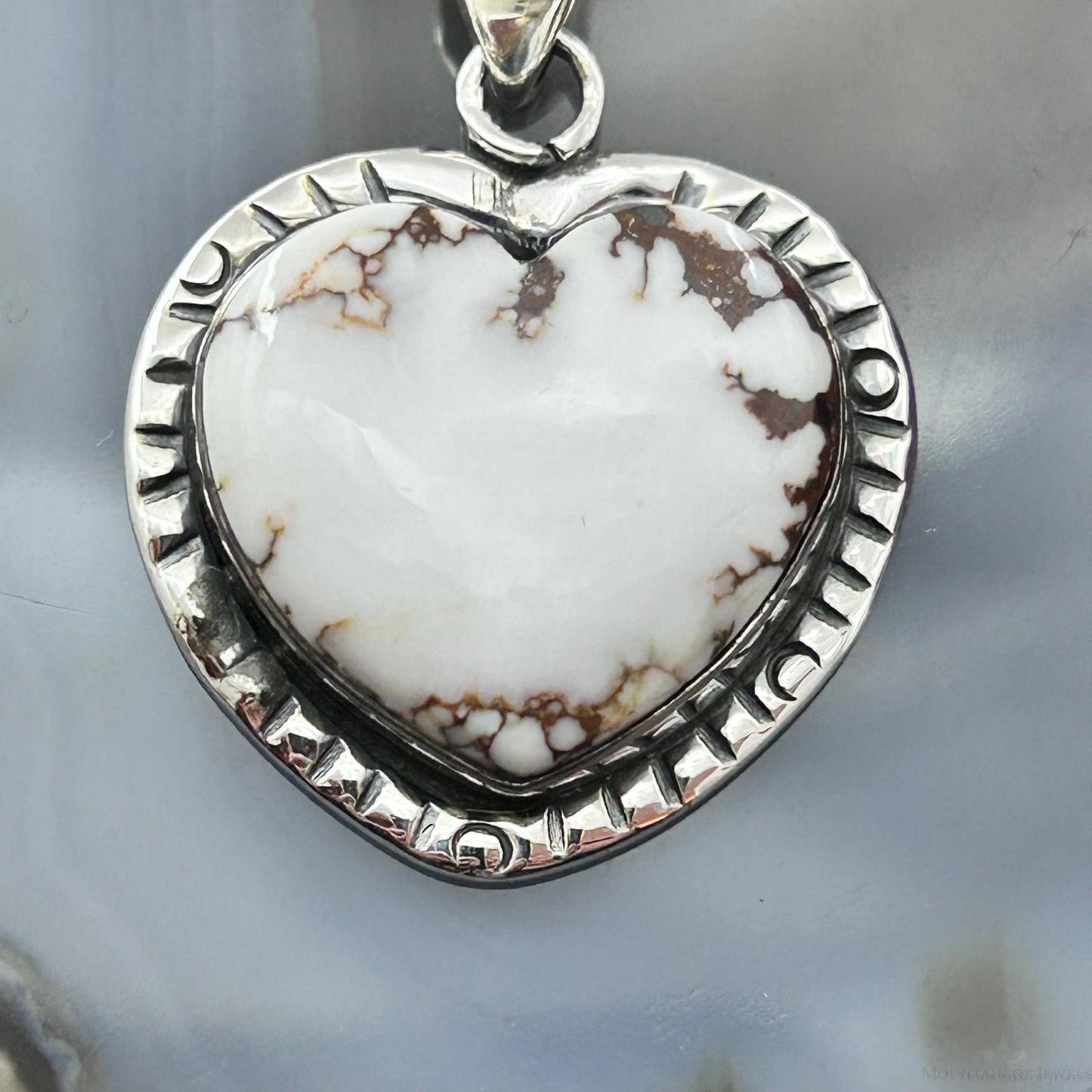 Sterling Silver Southwestern Style Wild Horse Decorated Heart Pendant For Women #3