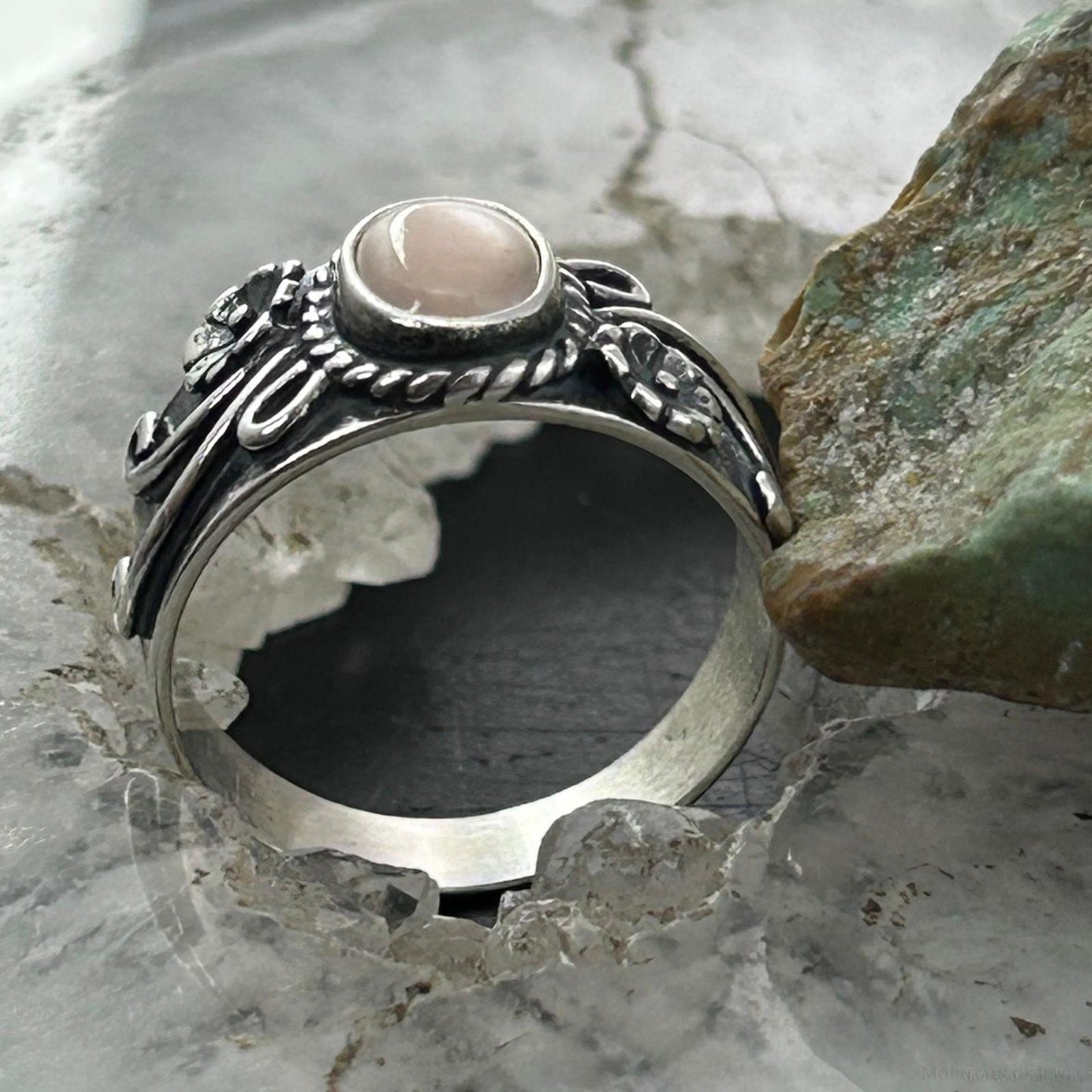 Carolyn Pollack Sterling Silver Oval Mother of Pearl Decorated Ring For Women