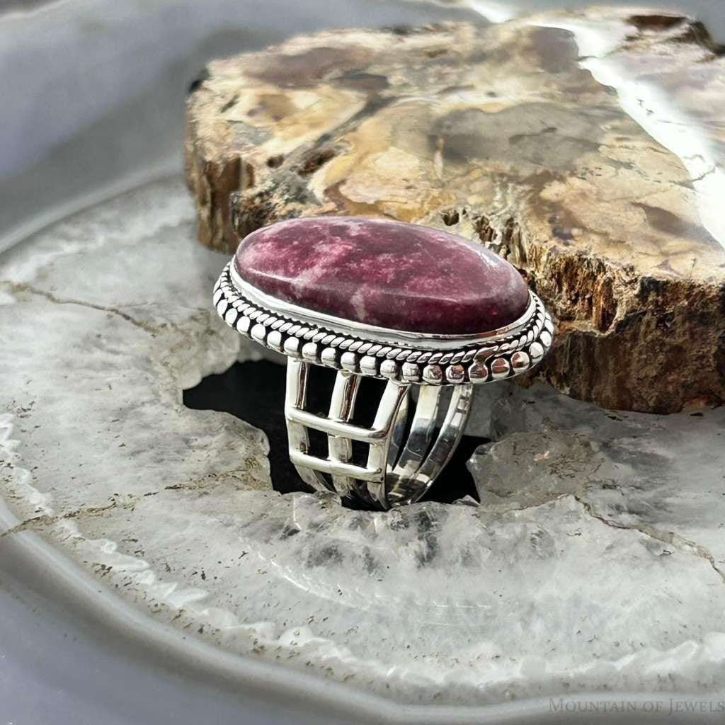Sterling Silver Southwestern Style Oval Thulite Decorated Ring Size 7 For Women