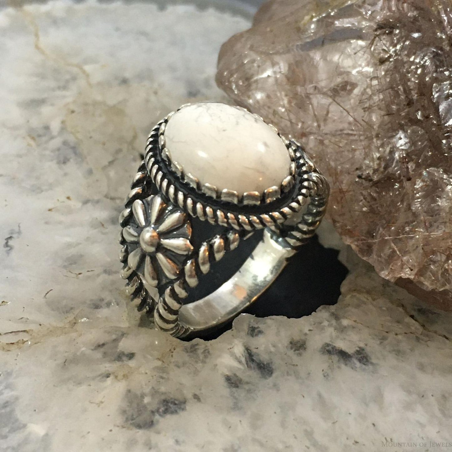 Carolyn Pollack Vintage Southwestern Style Sterling Silver Oval Howlite Decorated Ring For Women