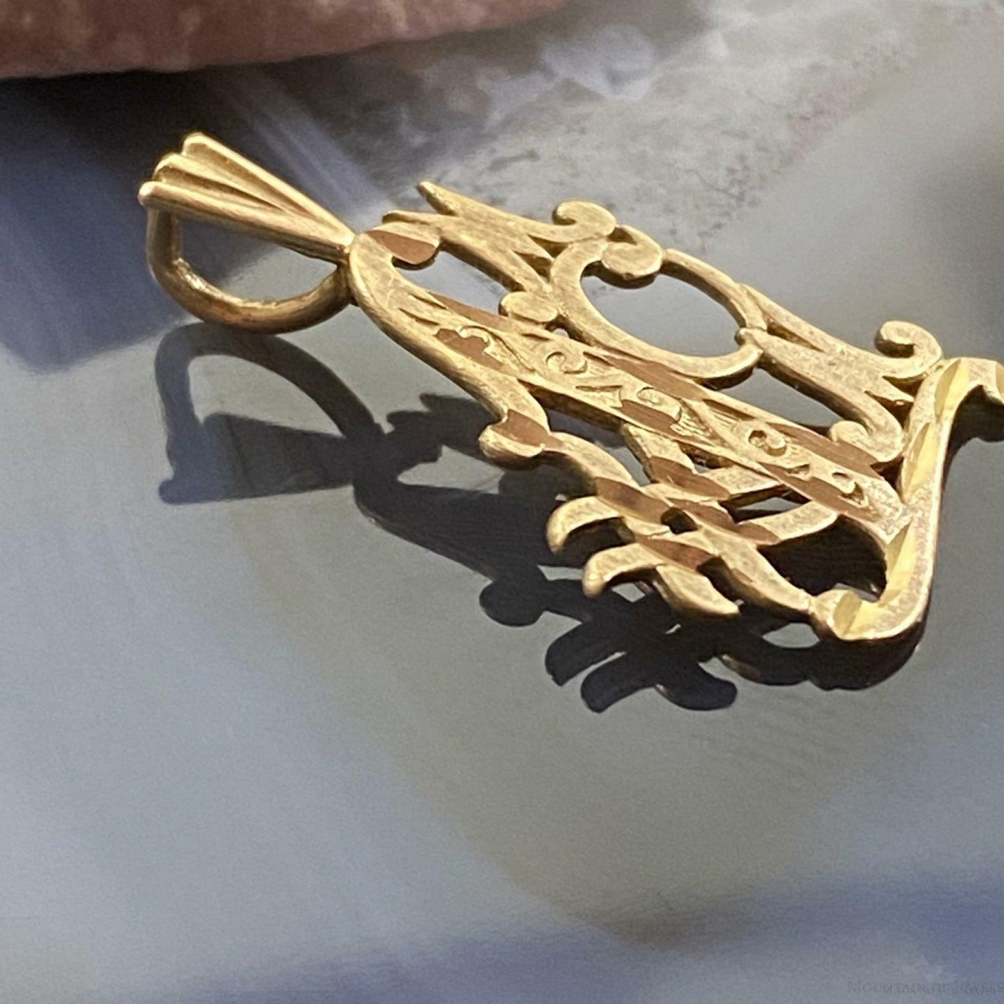 14K Yellow Gold "#1 Mom" Charm For Women