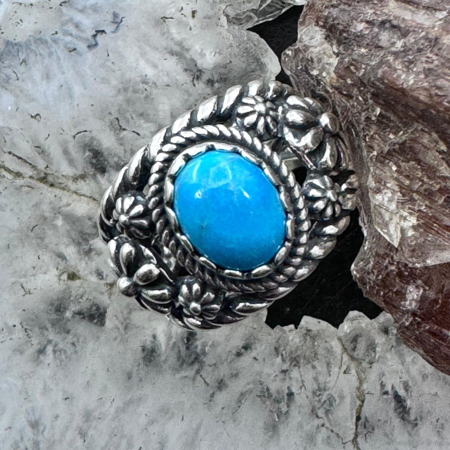 Carolyn Pollack Sterling Silver Oval Turquoise Decorated Split Shank Ring For Women