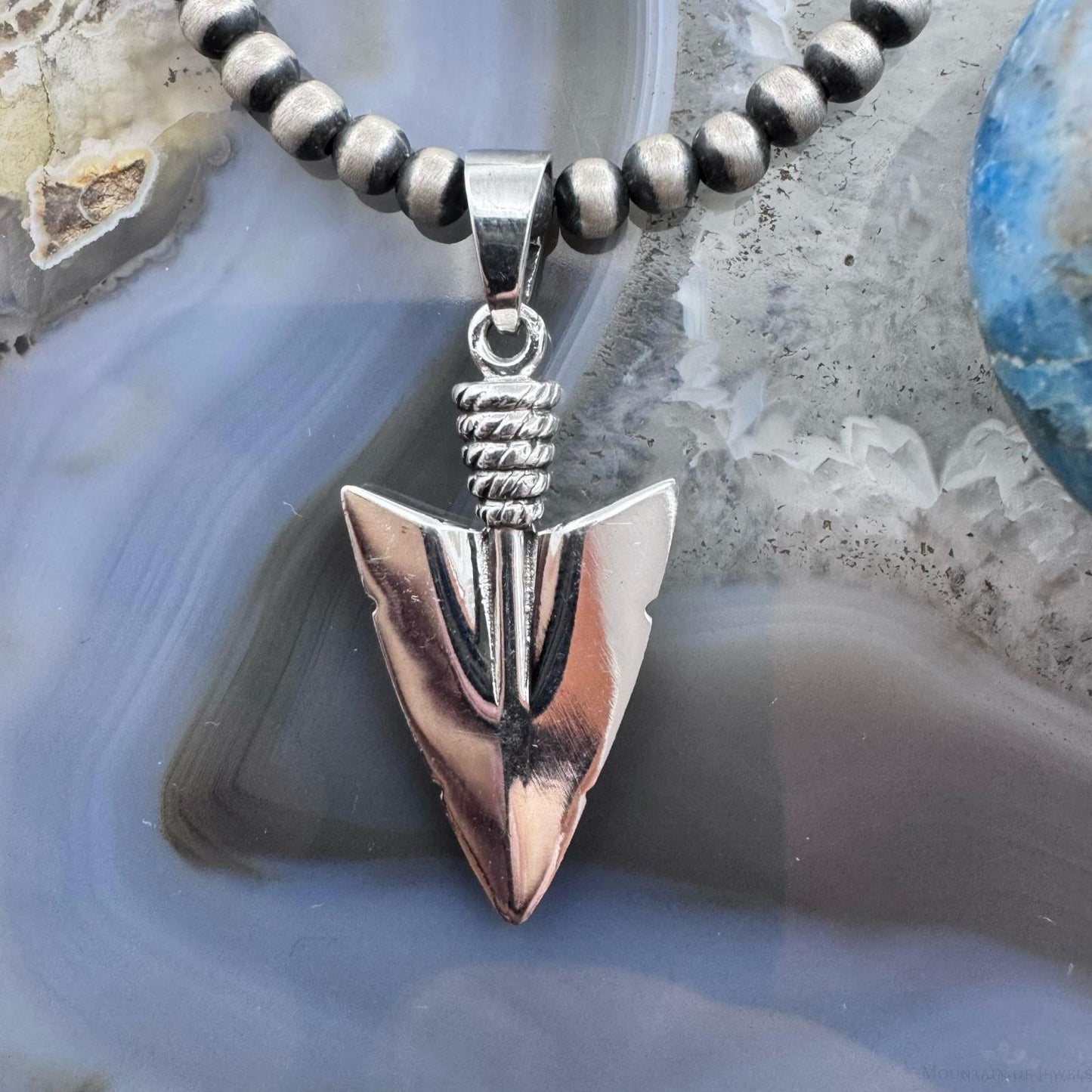 Sterling Silver Southwestern Style Shiny Arrowhead Unisex Pendant