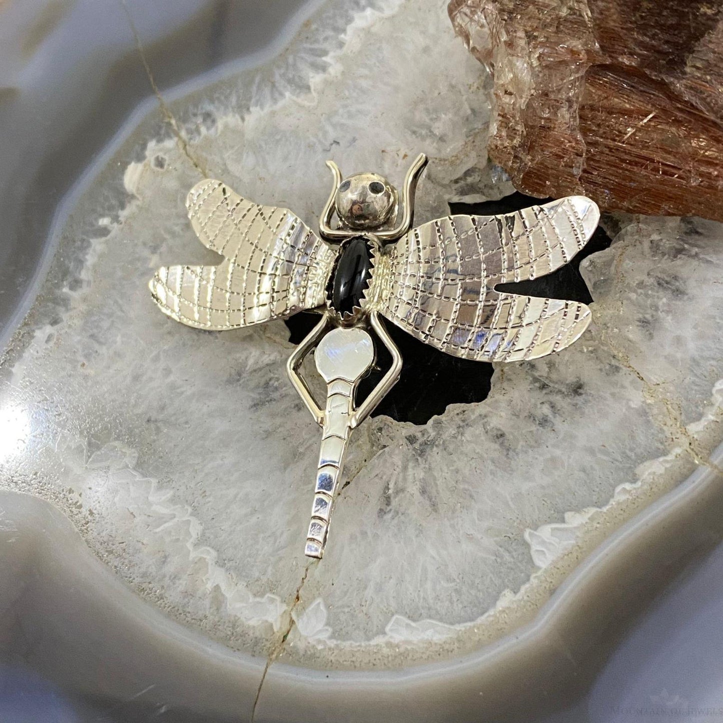 Native American Sterling Silver Oval Onyx Fly Unisex Brooch