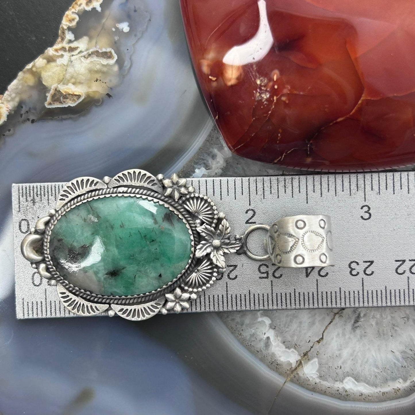 Sterling Silver Southwestern Style Oval Emerald Decorated Pendant For Women